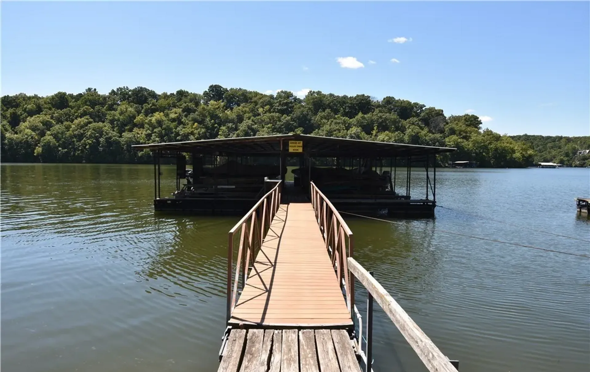 SUN TRACKER BASS BUGGY 16 XL SELECT in Barnett, MO — photo 2