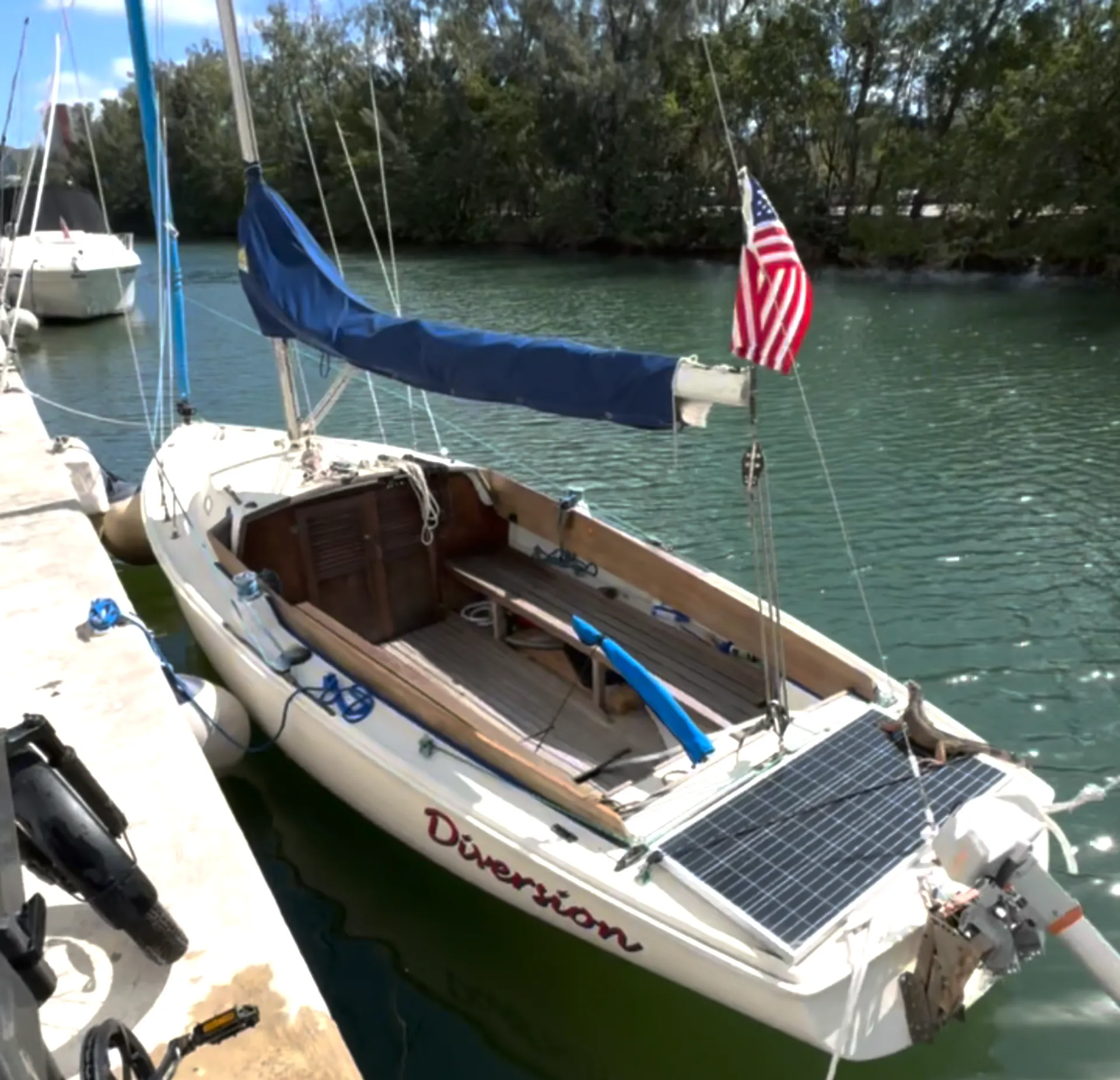 Private Sailing - Electric and Silent • Max 4 Guests • Sunny Isles FL 