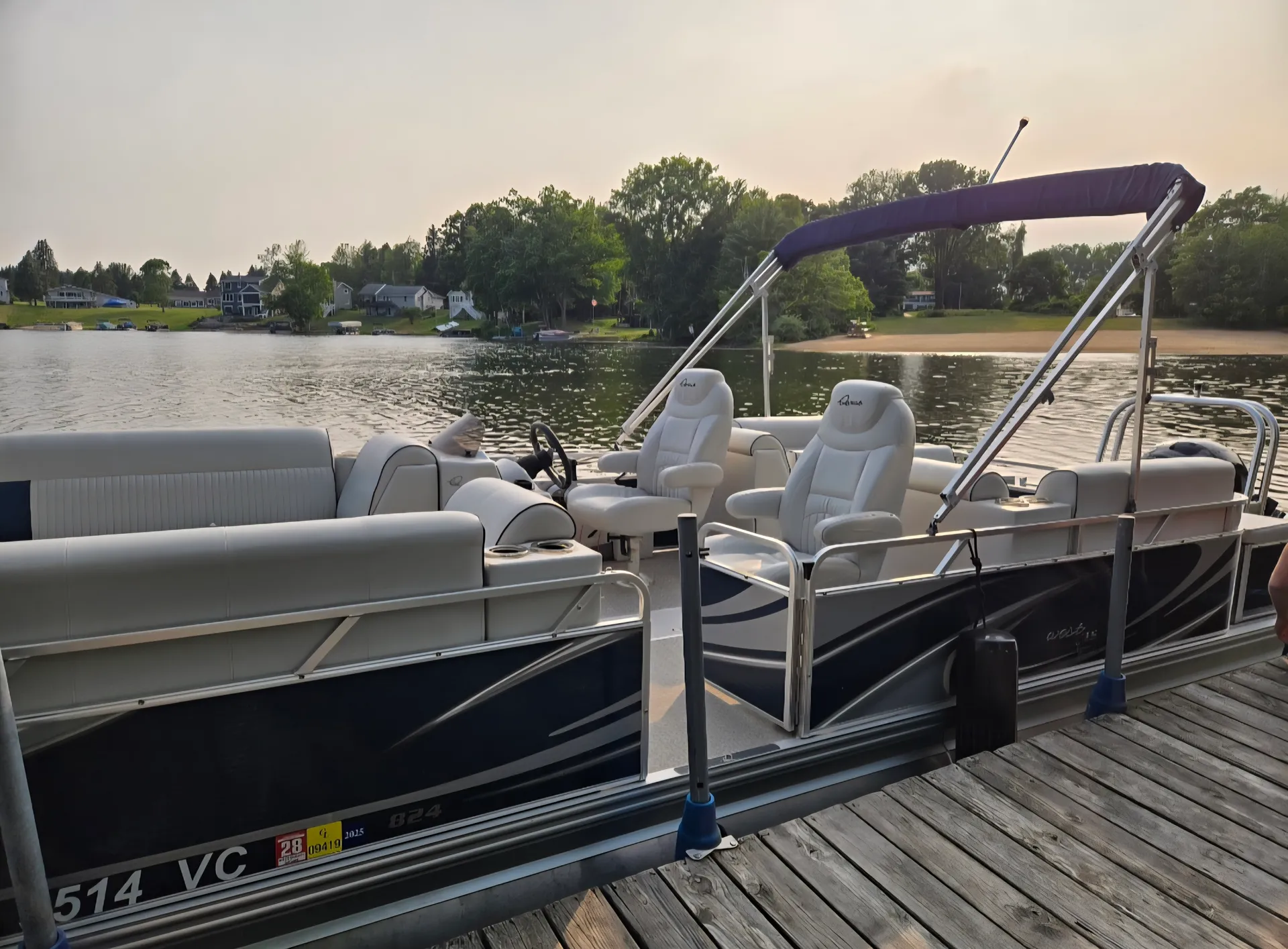 Qwest Pontoons 240 in Stanwood, MI