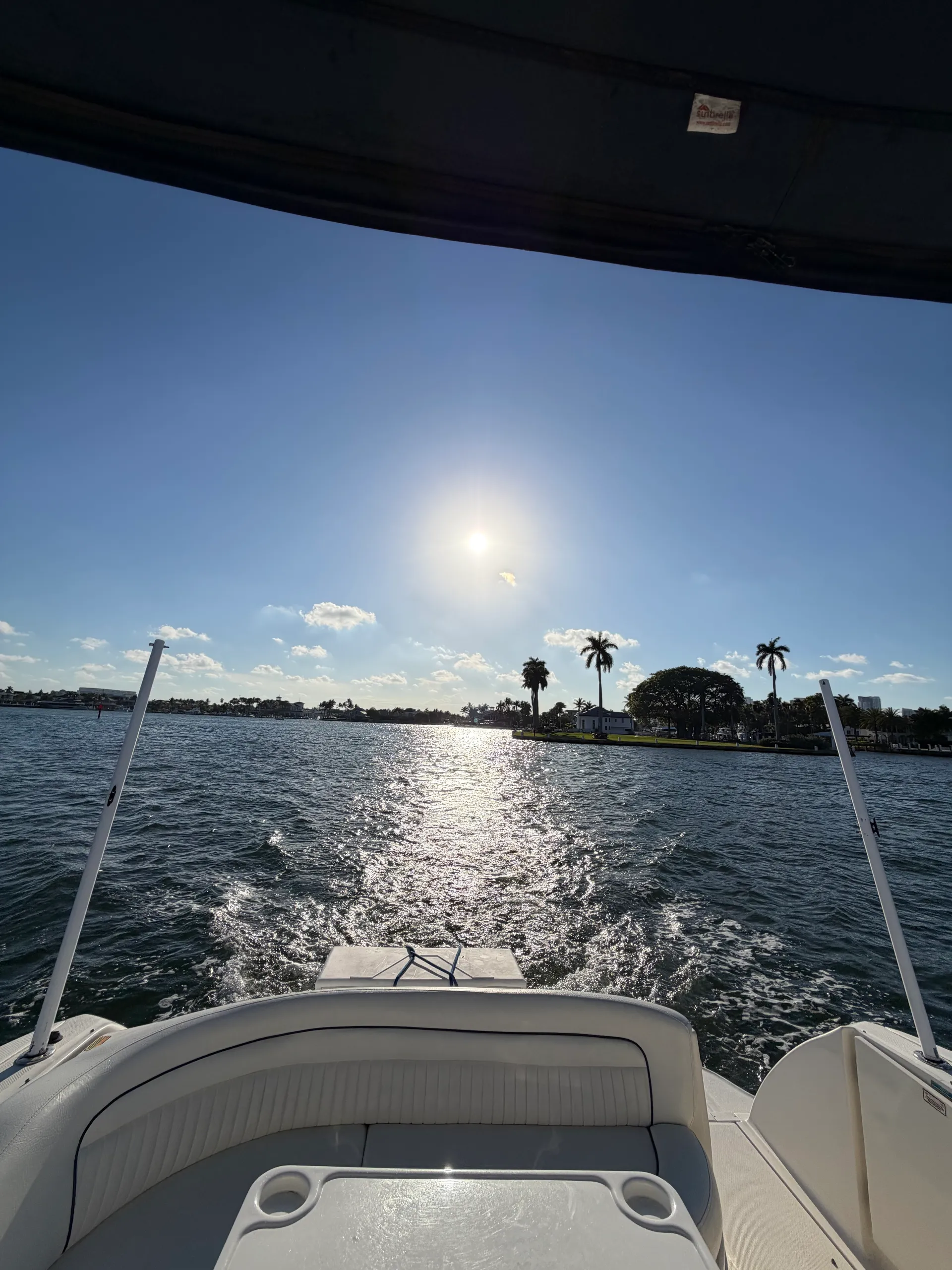 Sea Ray Boats 340 Sundancer in Fort Lauderdale, FL — photo 8