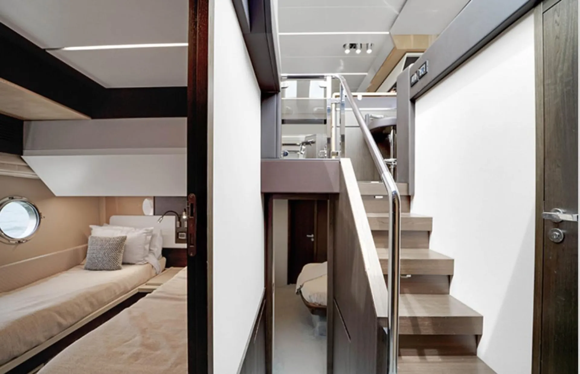 Azimut Paragon in Miami, FL — photo 5