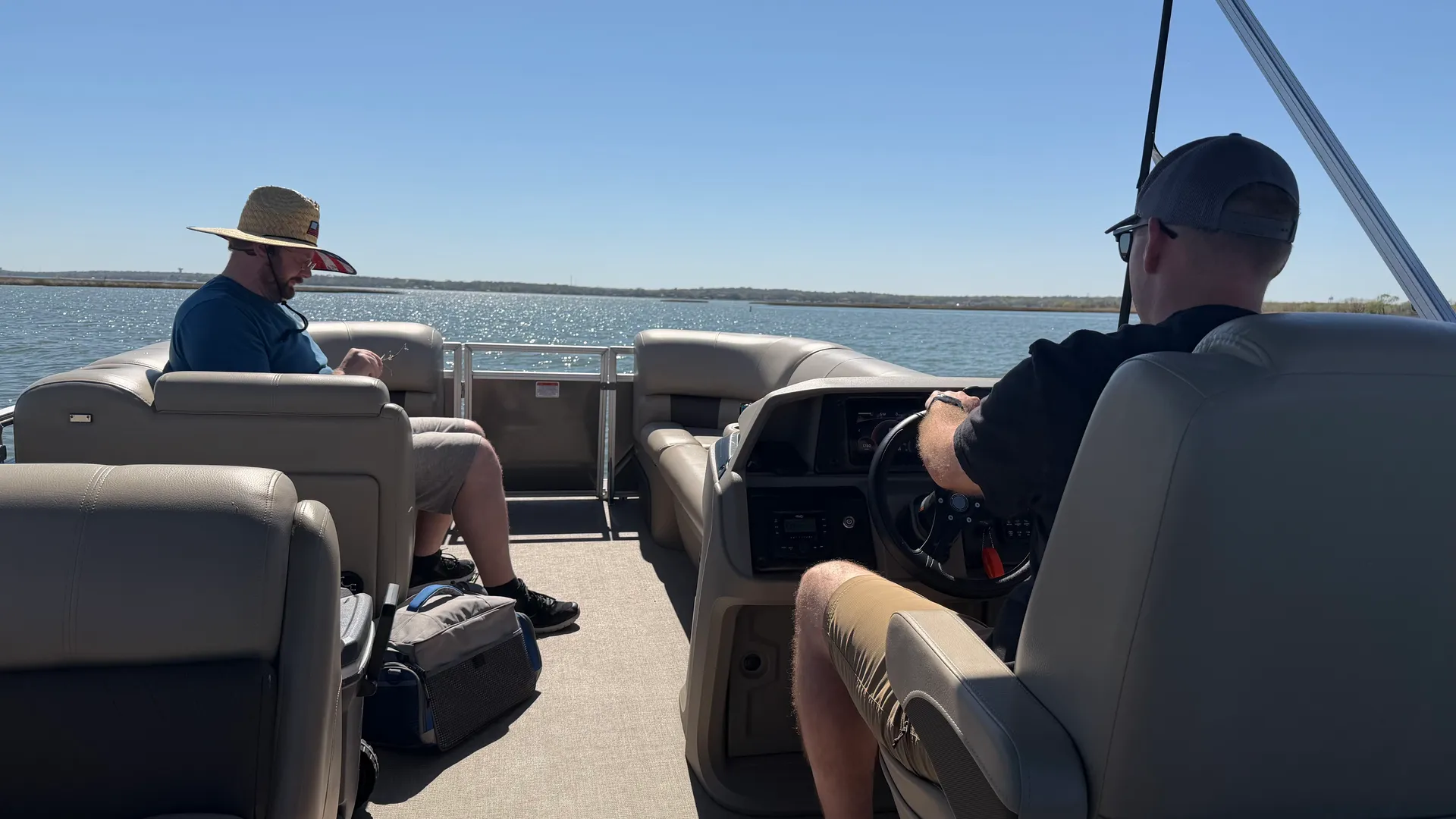 20ft PARTY BARGE WITH CAPTAIN READY FOR FUN IN THE SUN!!!!!