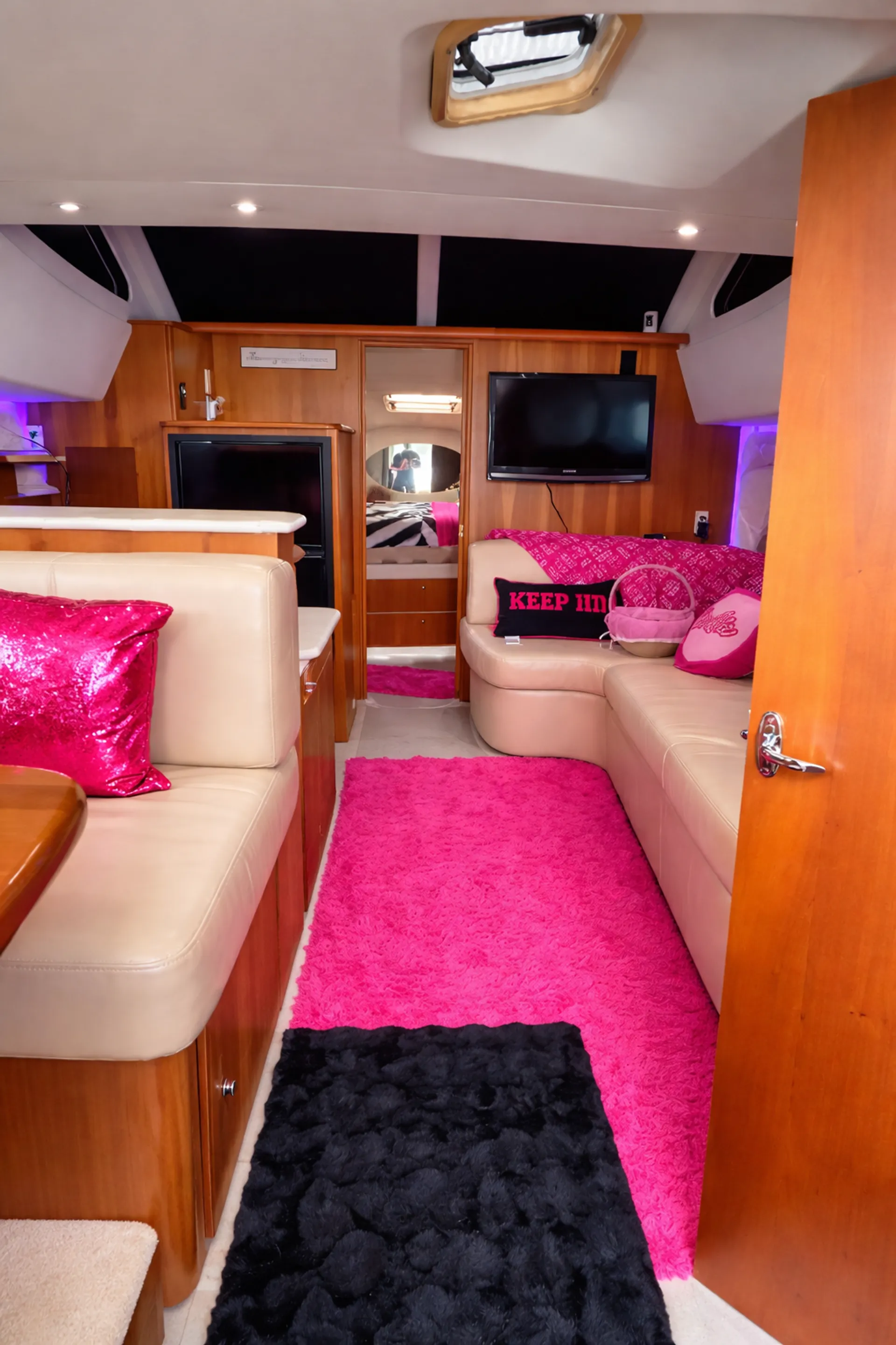 Barbie 42FT