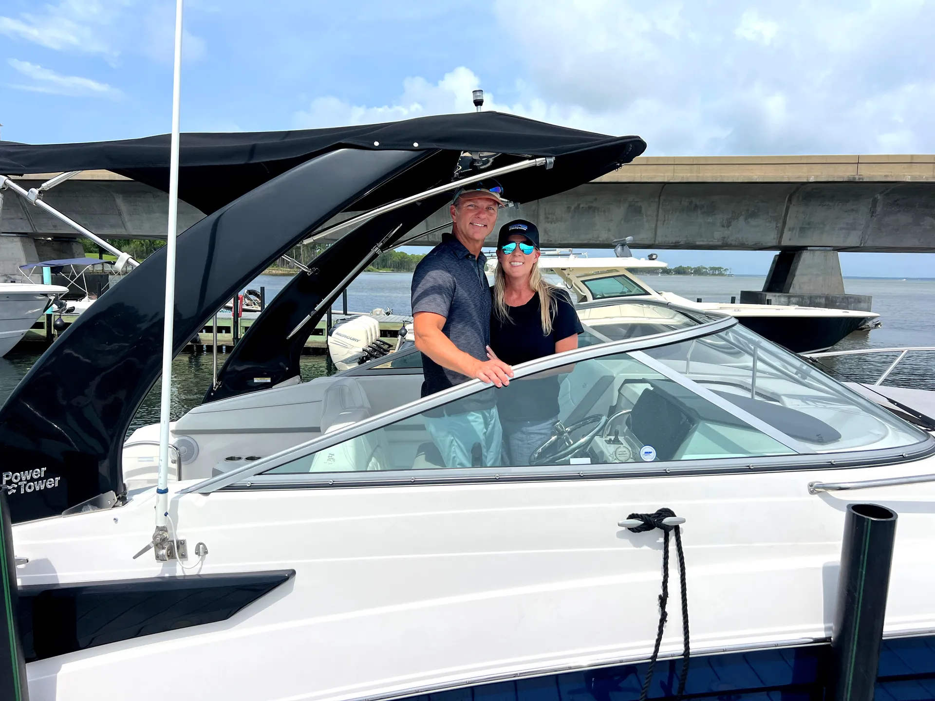 Destin Luxury Day Cruiser | Regal 26 XO with Captain