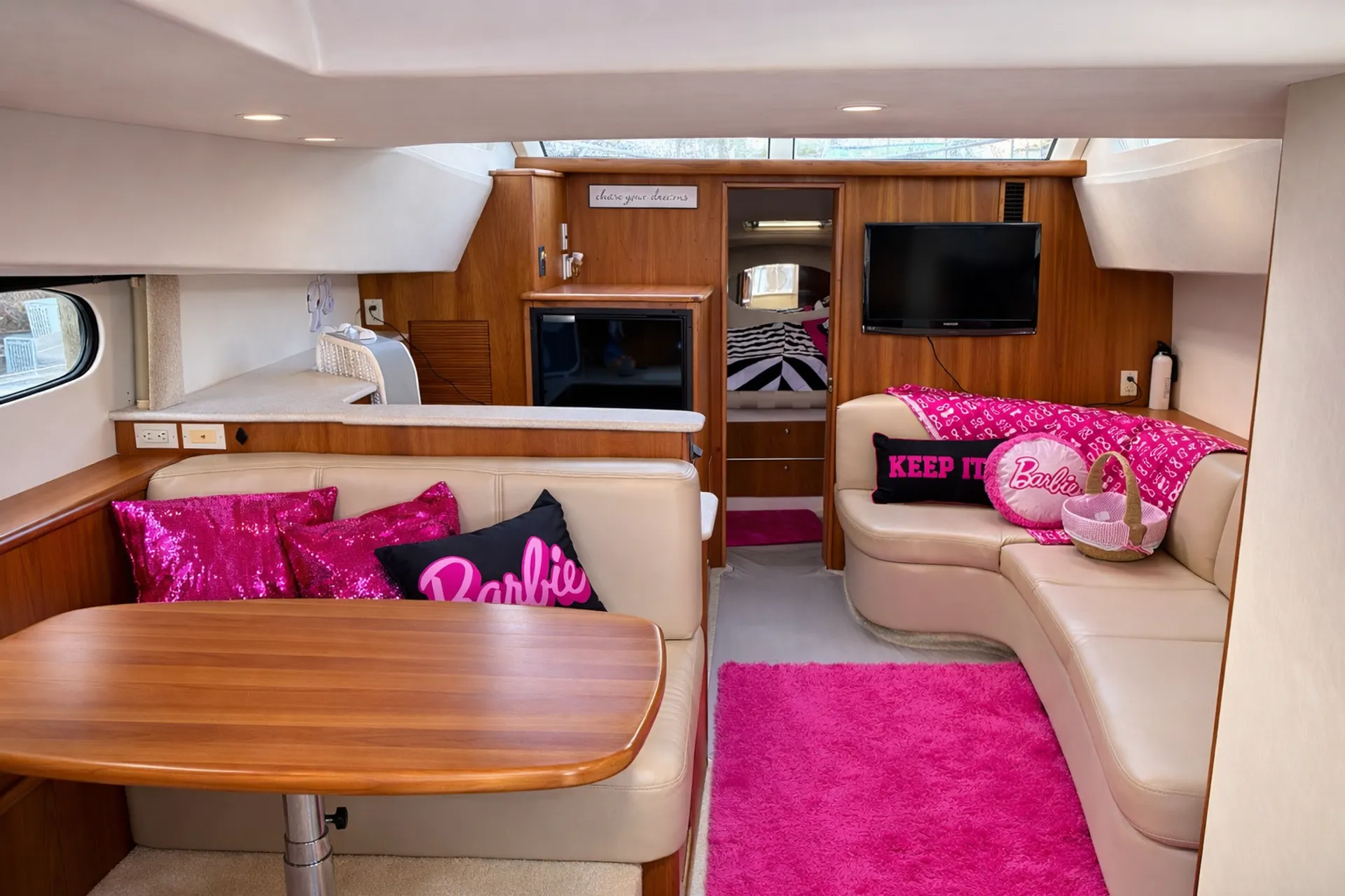 Barbie 42FT