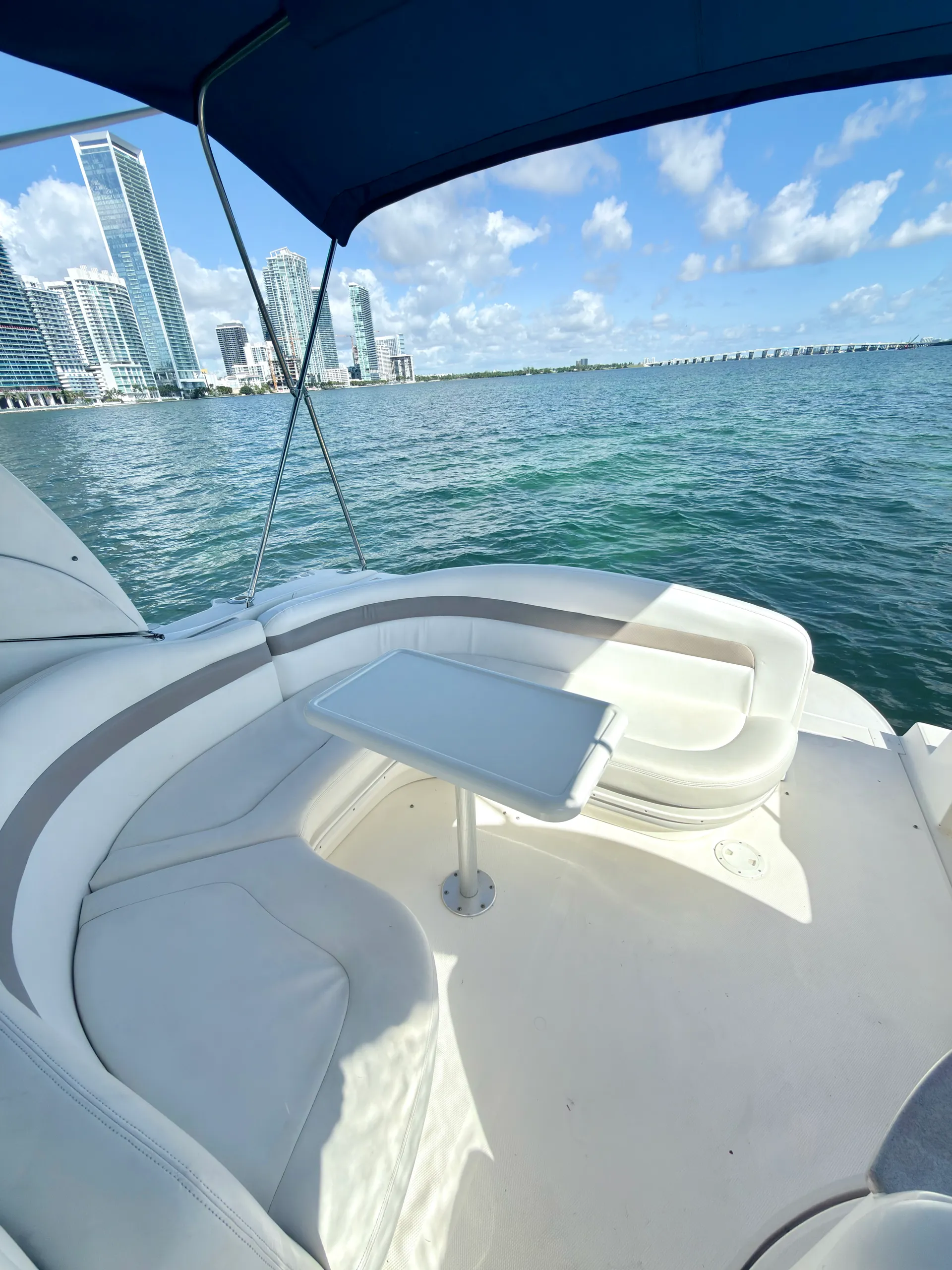 Sea Ray Boats sundancer 340 in Miami, FL — photo 3
