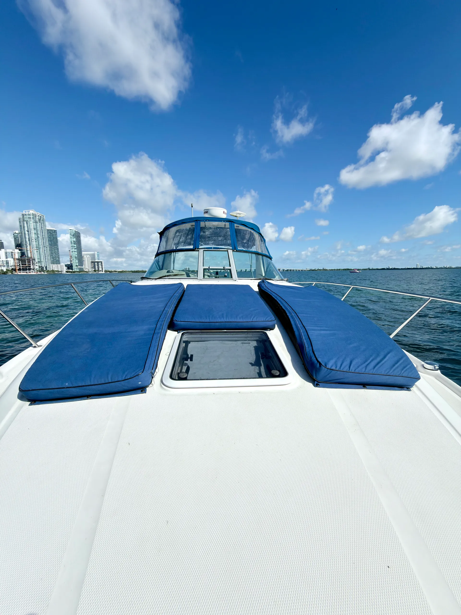 Sea Ray Boats sundancer 340 in Miami, FL — photo 4