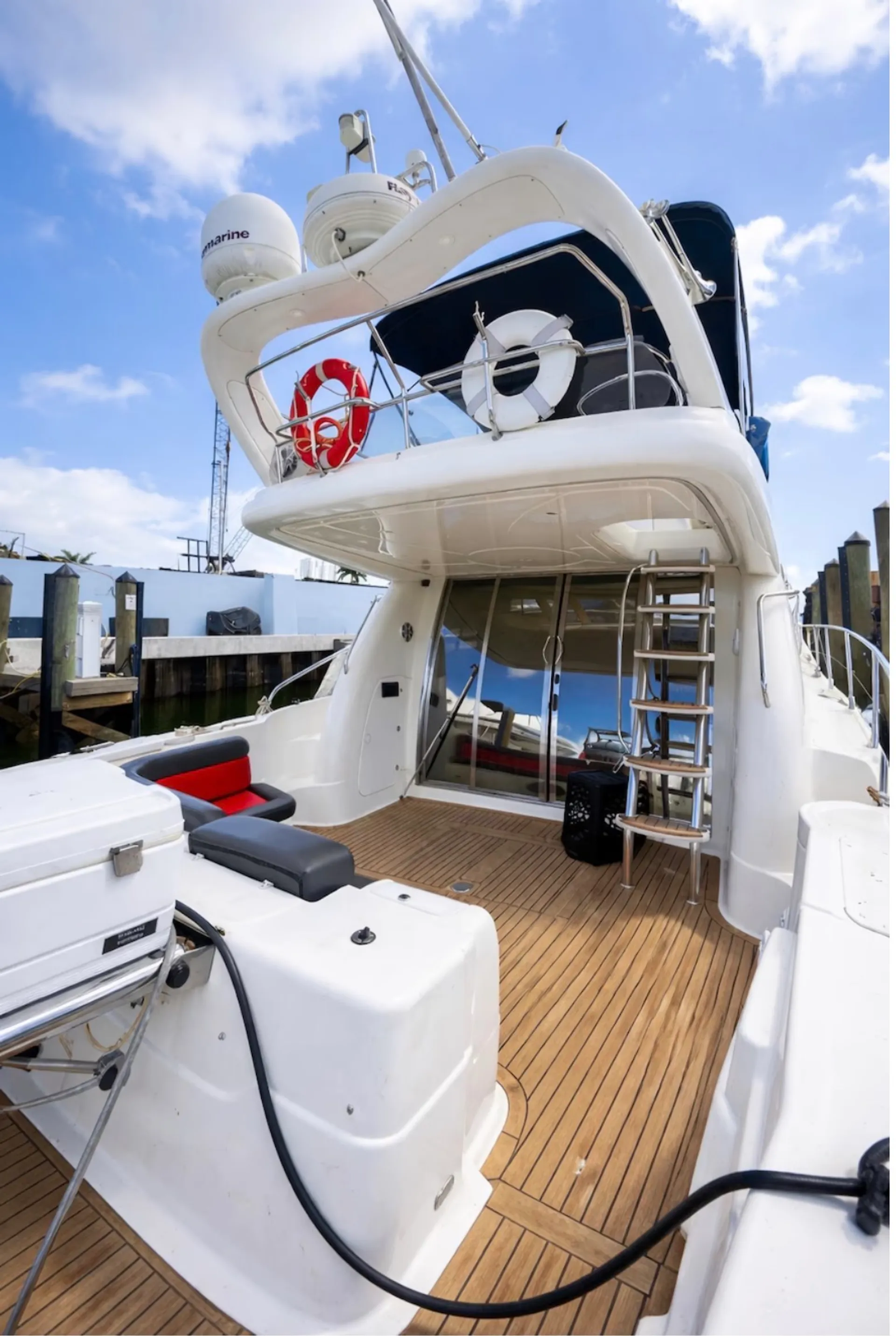 CRANCHI 48 ATLANTIQUE in Miami, FL — photo 4