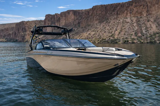 Rent a CENTURION ski and wakeboard in Mesa, AZ near me