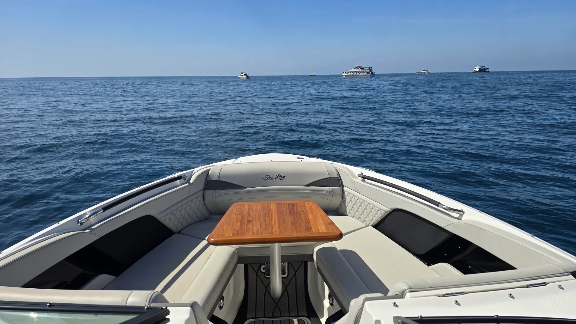 SEA RAY BOATS SLX 260 in Newport Beach, CA — photo 2