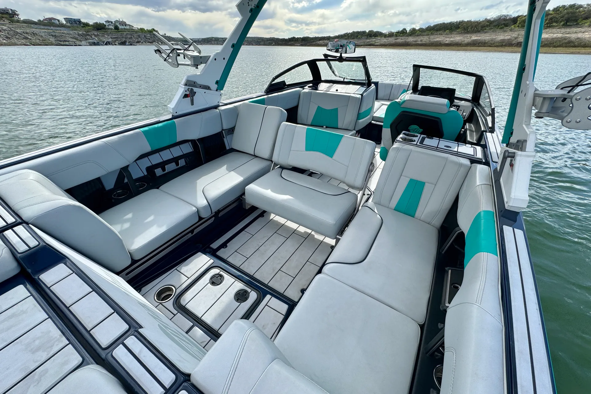 MALIBU BOATS WAKESETTER 24 MXZ in Briarcliff, TX — photo 7
