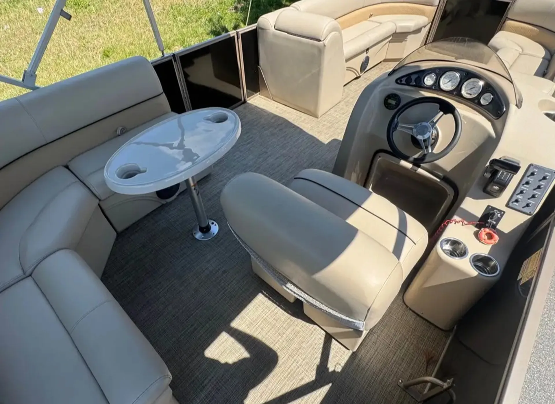 Bentley Pontoons 240 Cruise SE in Buford, GA — photo 7