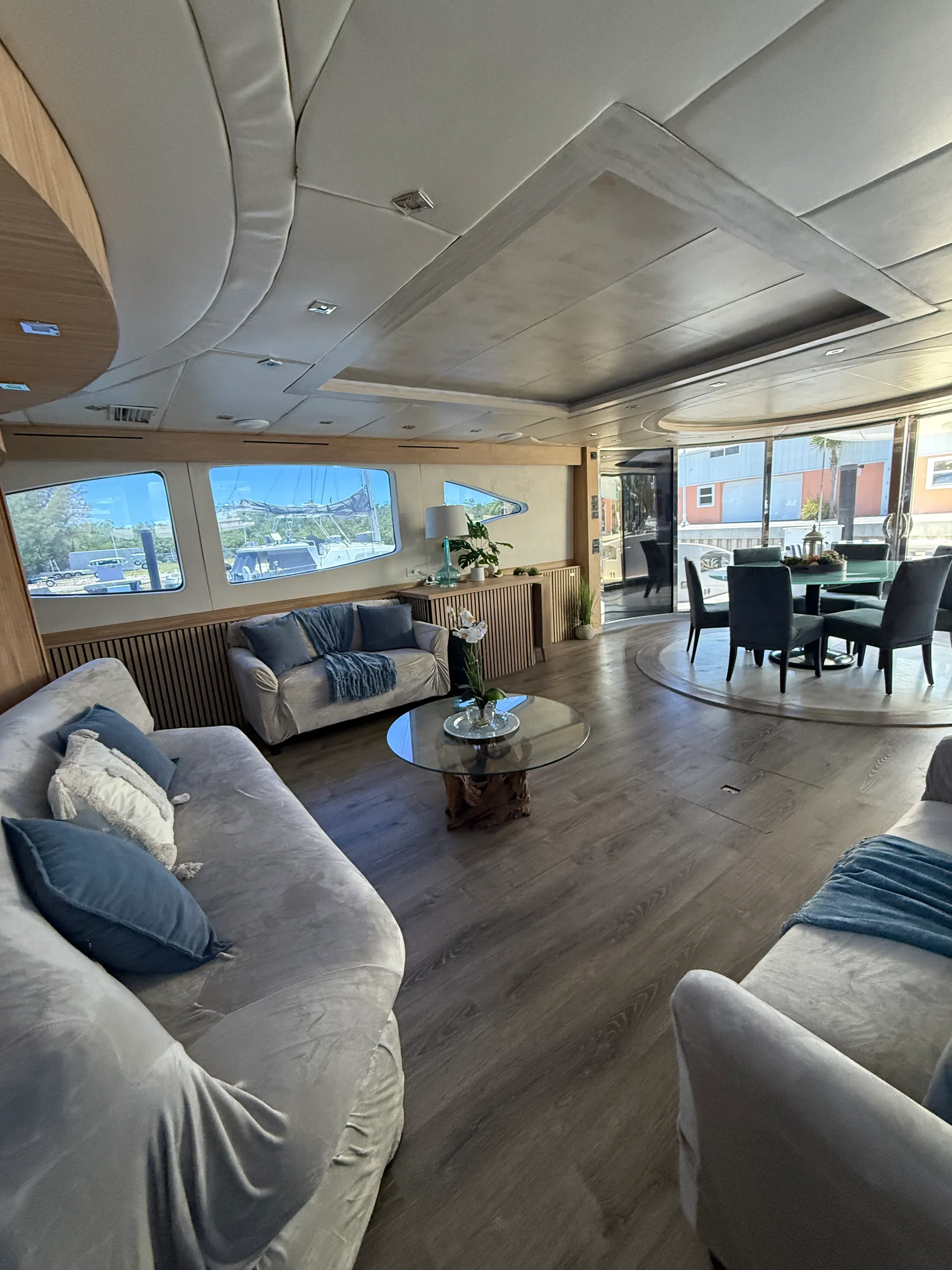 Experience the Ultimate Yacht Charter Aboard MIA – 90’ Luxury Yacht