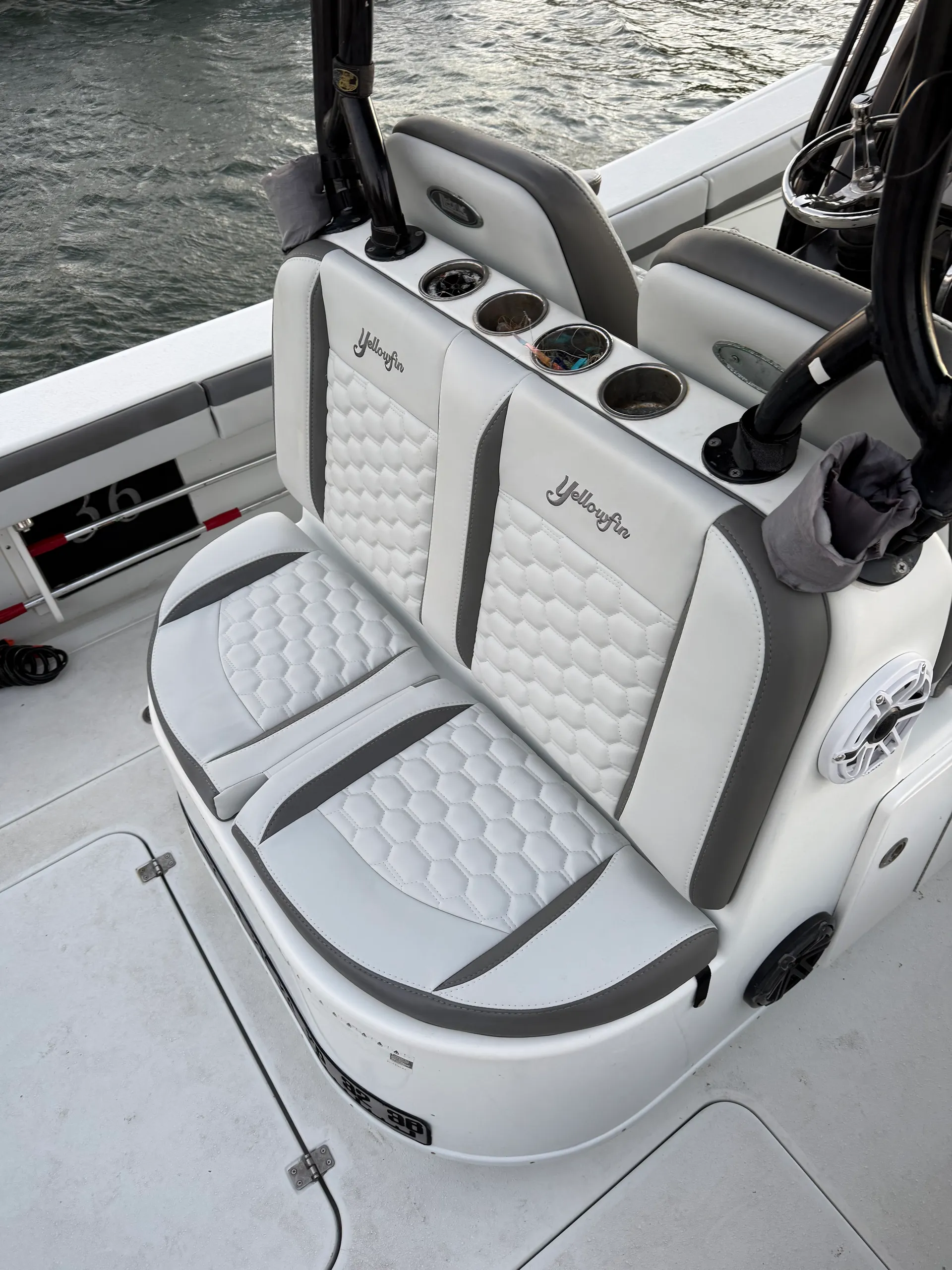 Yellowfin Yatchs 36 Offshore  in Islamorada, FL — photo 4