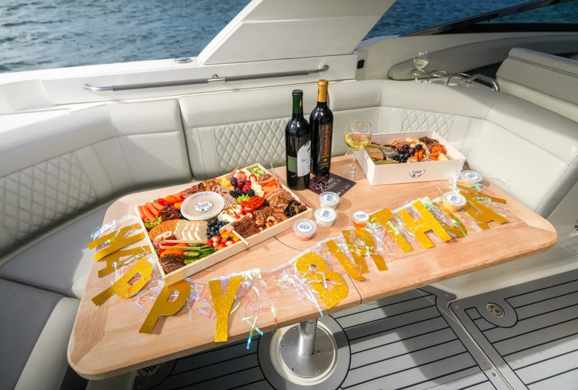 SEA RAY BOATS SLX 350 OB in Hollywood, FL — photo 9