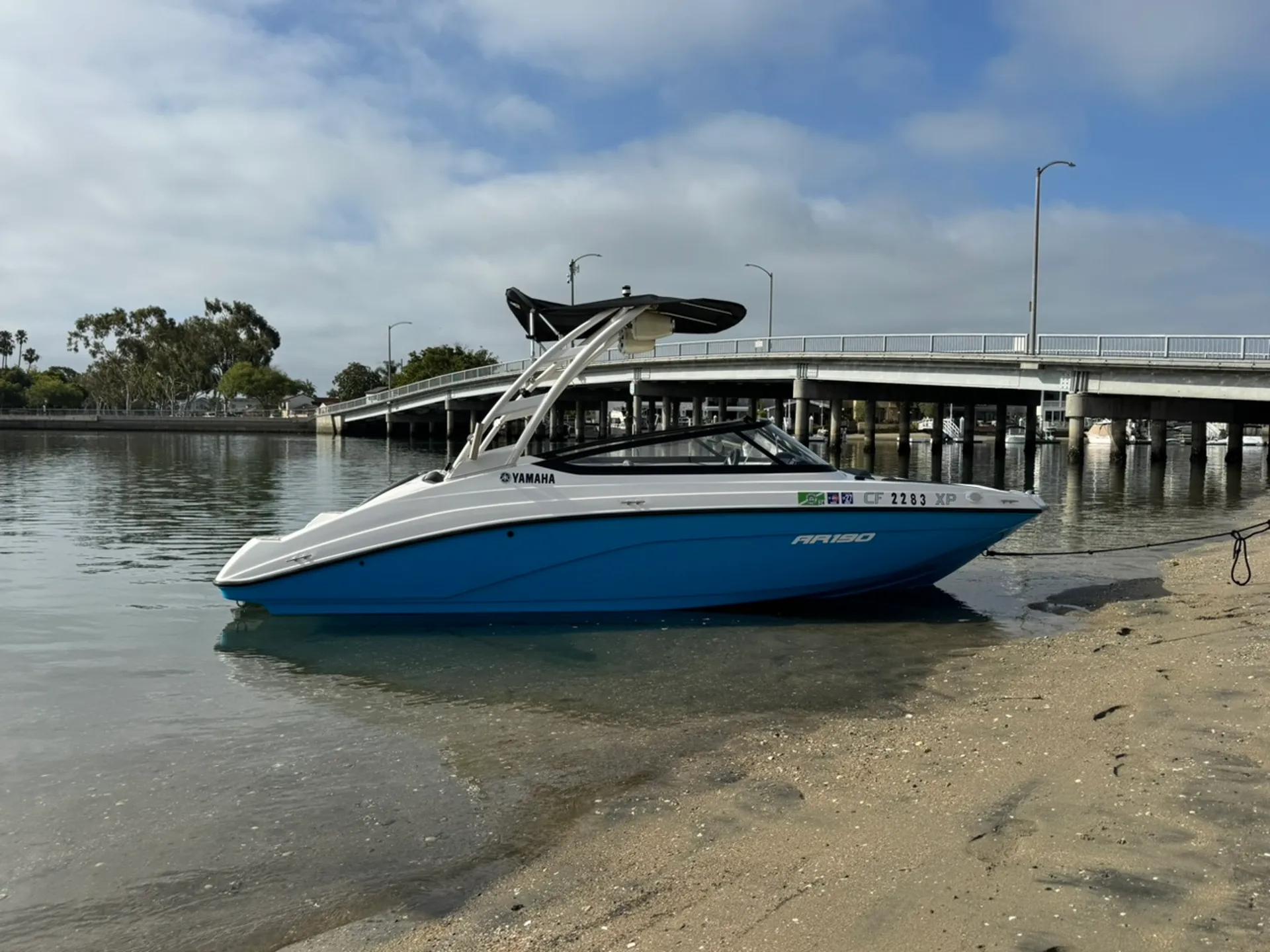 19ft Yamaha AR190 Bowrider – Long Beach, 8 Passengers