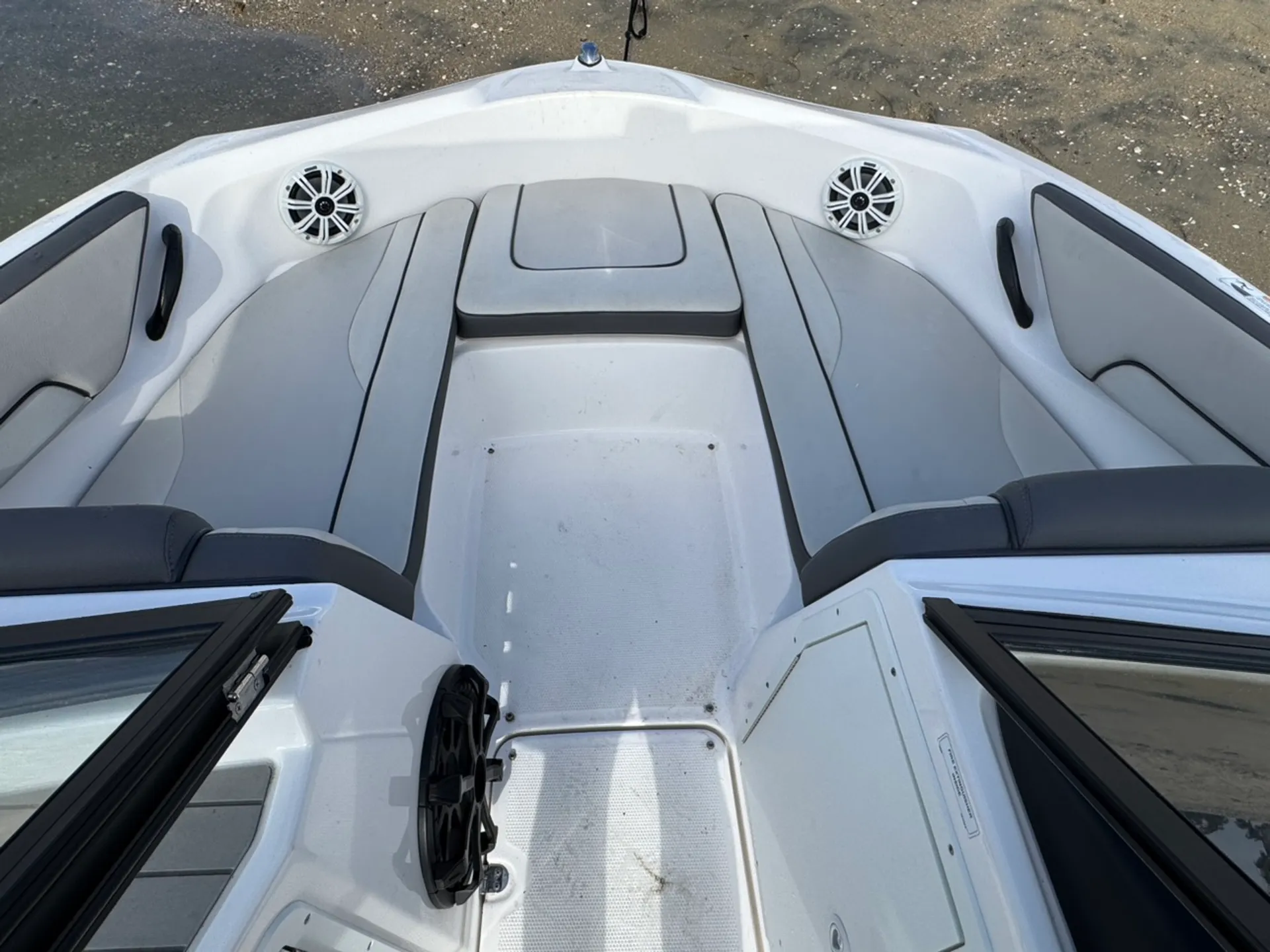 19ft Yamaha AR190 Bowrider – Long Beach, 8 Passengers