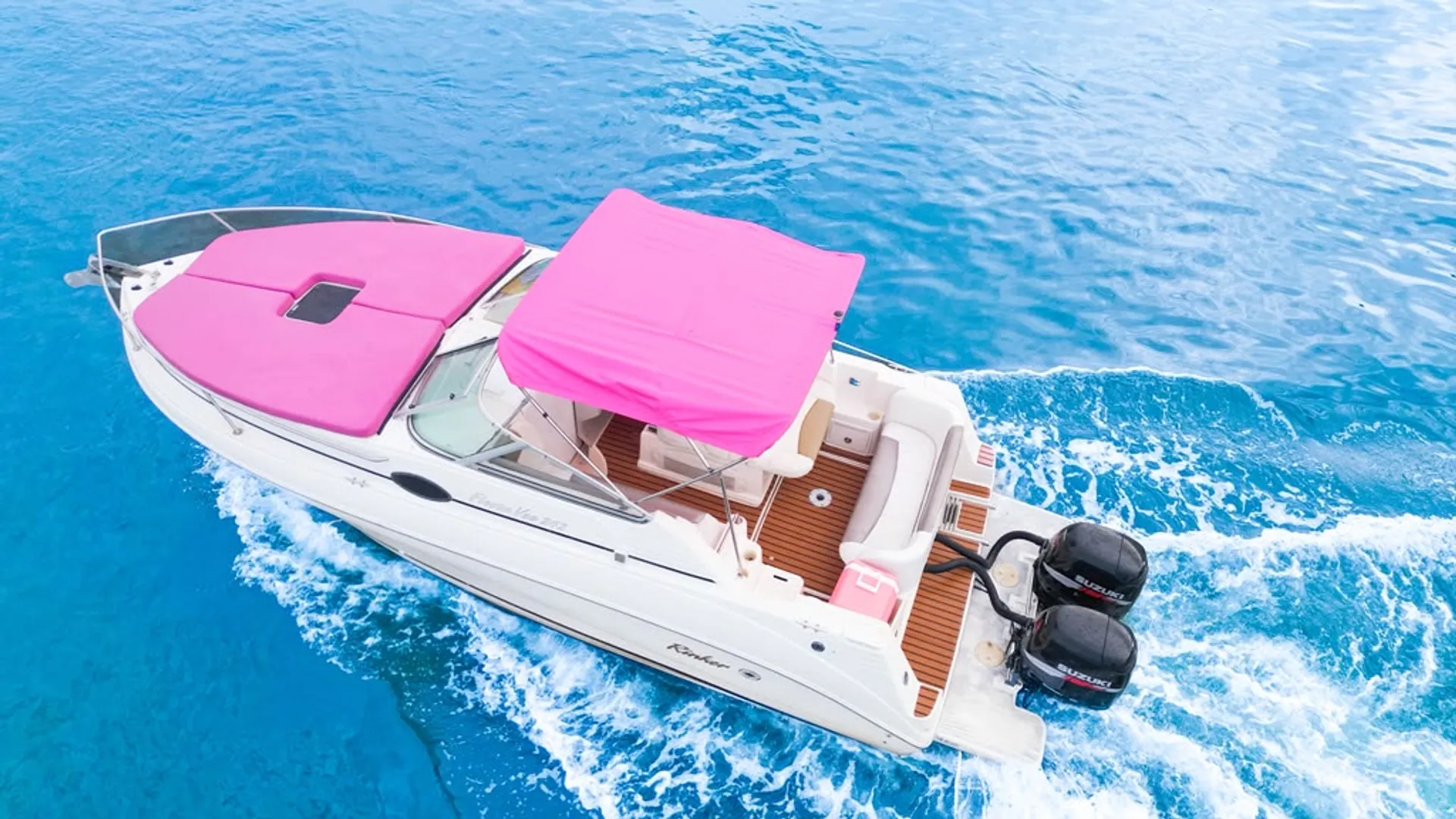 RINKER BOATS 246 CAPTIVA BOWRIDER in Miami, FL — photo 4
