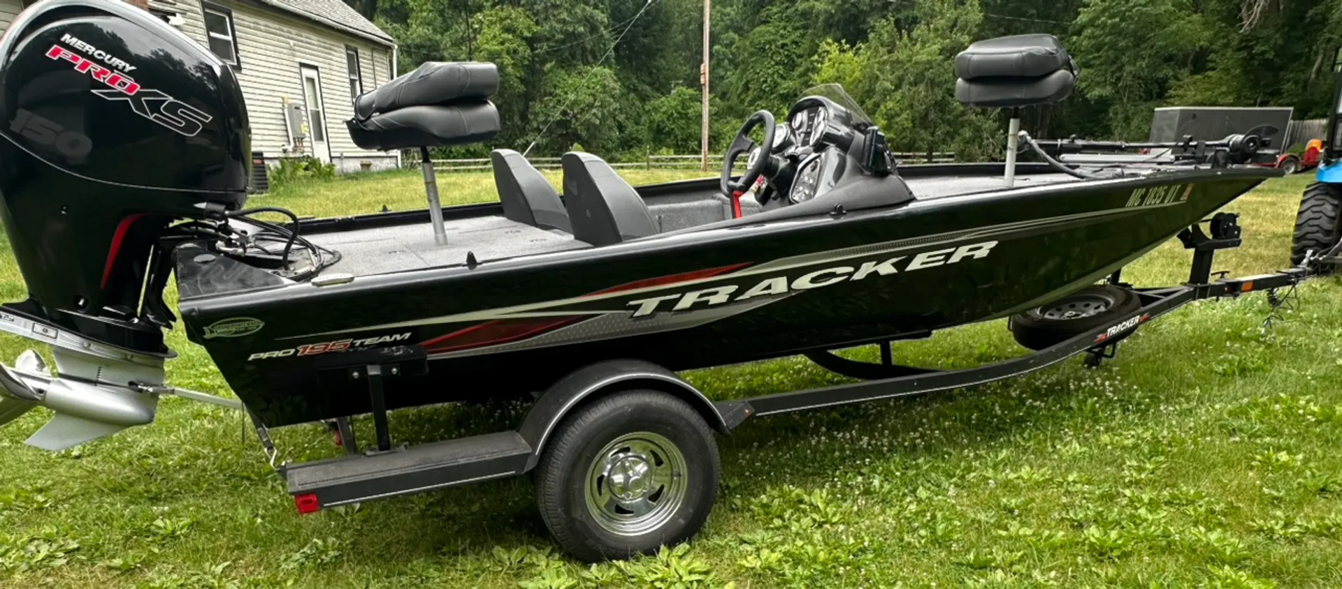 TRACKER BY TRACKER MARINE PRO TEAM 195 TXW TOURNAMENT ED. in Belleville, MI — photo 8