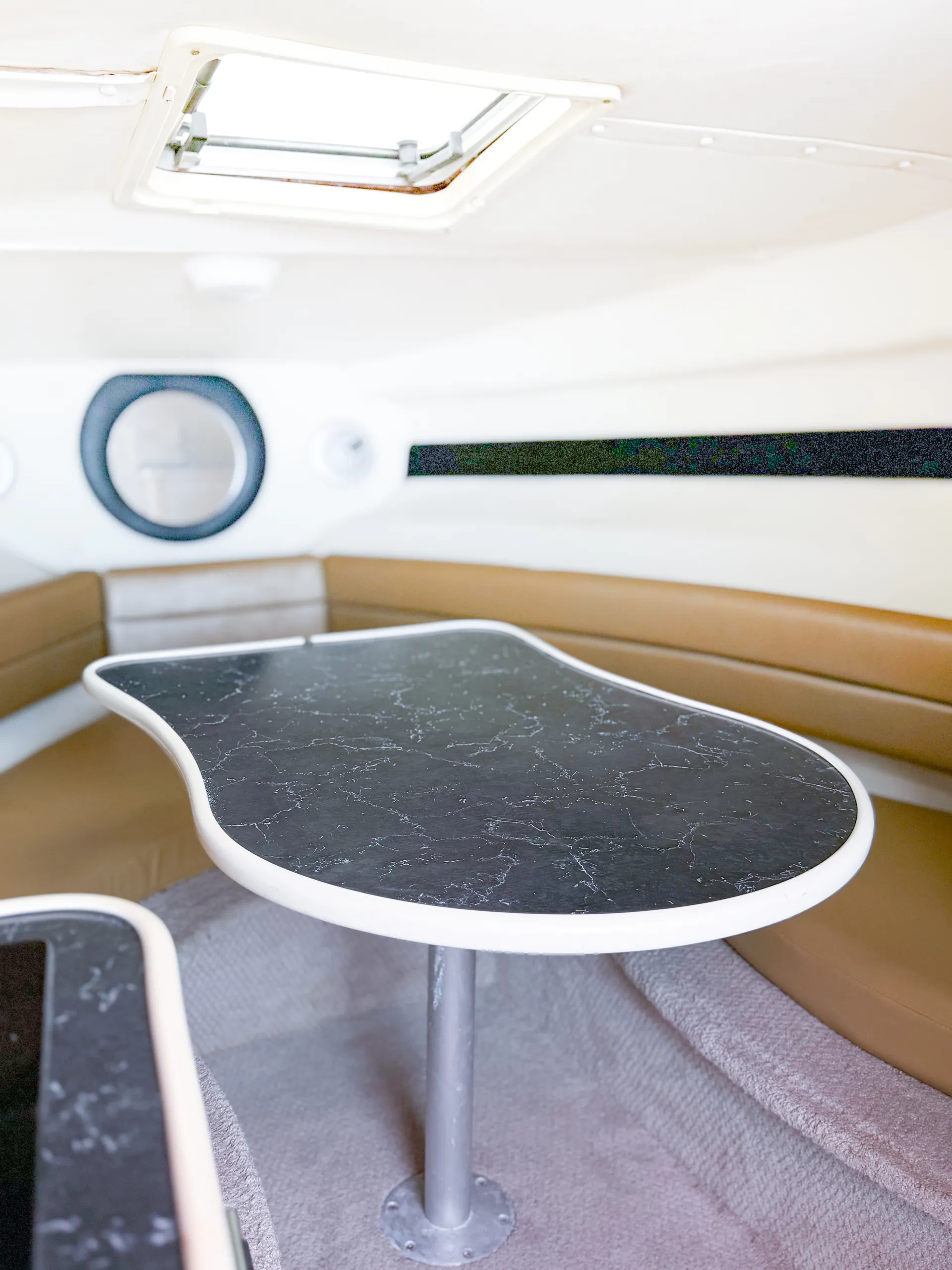 RINKER BOATS 246 CAPTIVA BOWRIDER in Miami, FL — photo 10