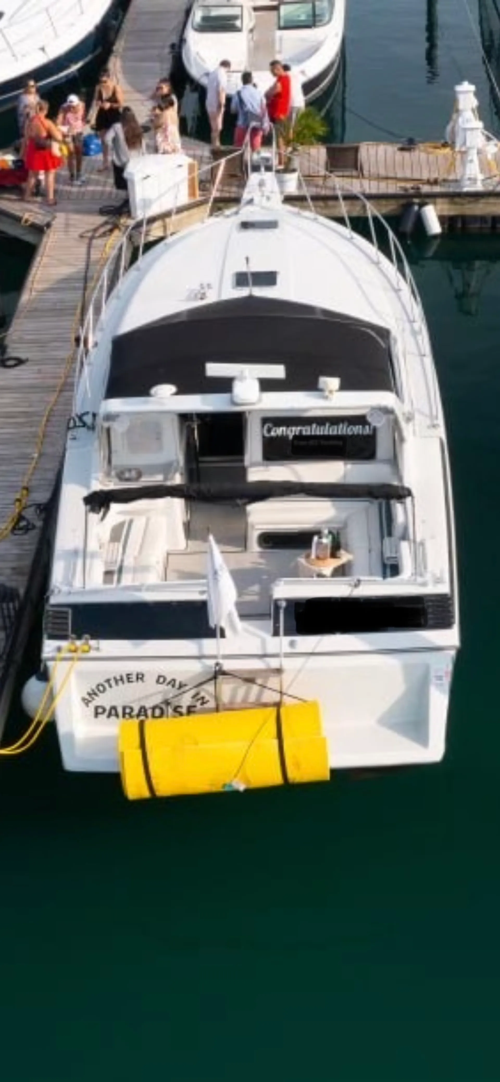44' Chris Craft Luxury Spacious Party Motor Yacht With Captain 