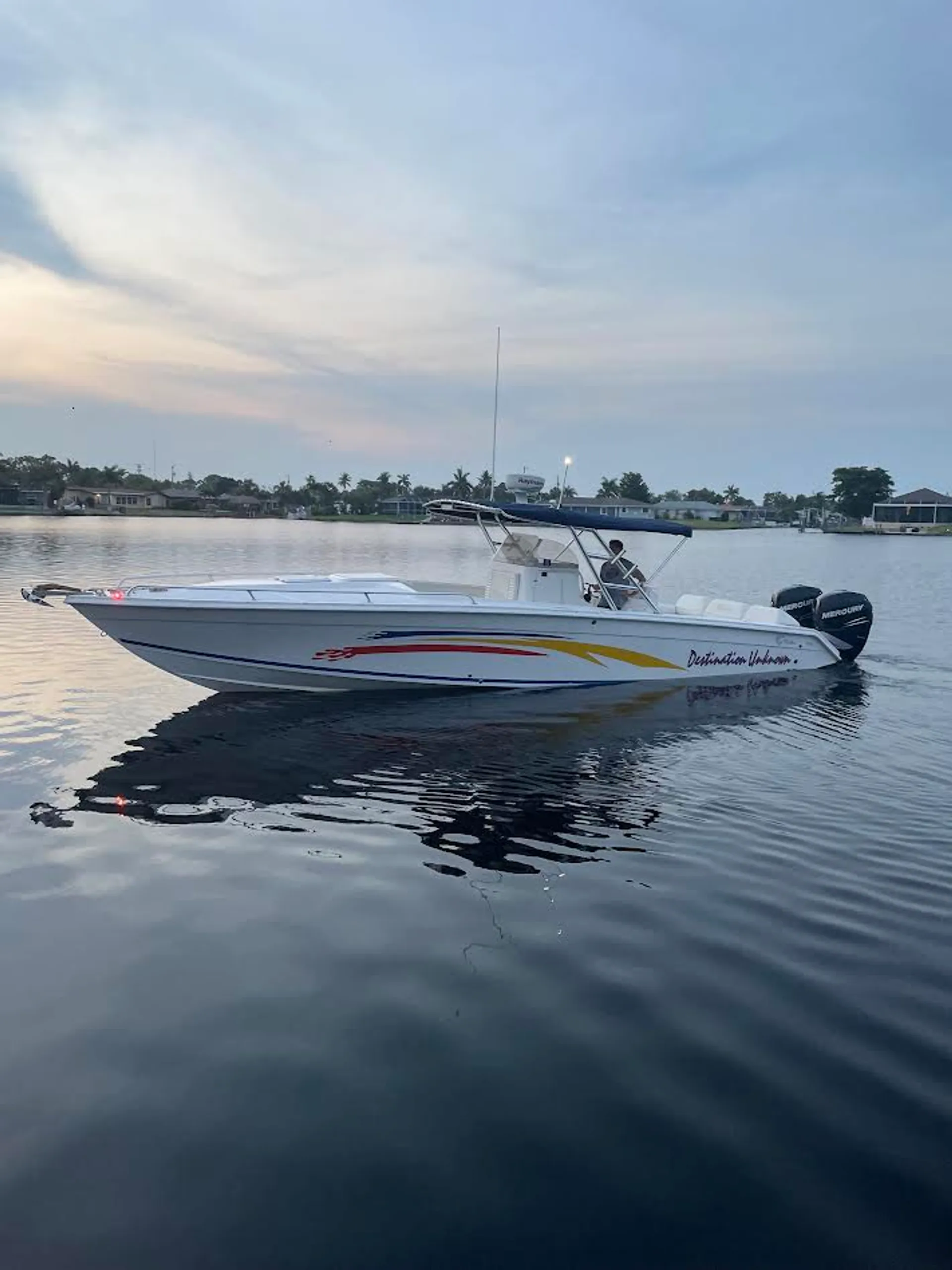 MARLAGO BY JEFFERSON YACHTS 35' MARLAGO 5.0 CUDDY 2-300HP in North Fort Myers, FL — photo 4