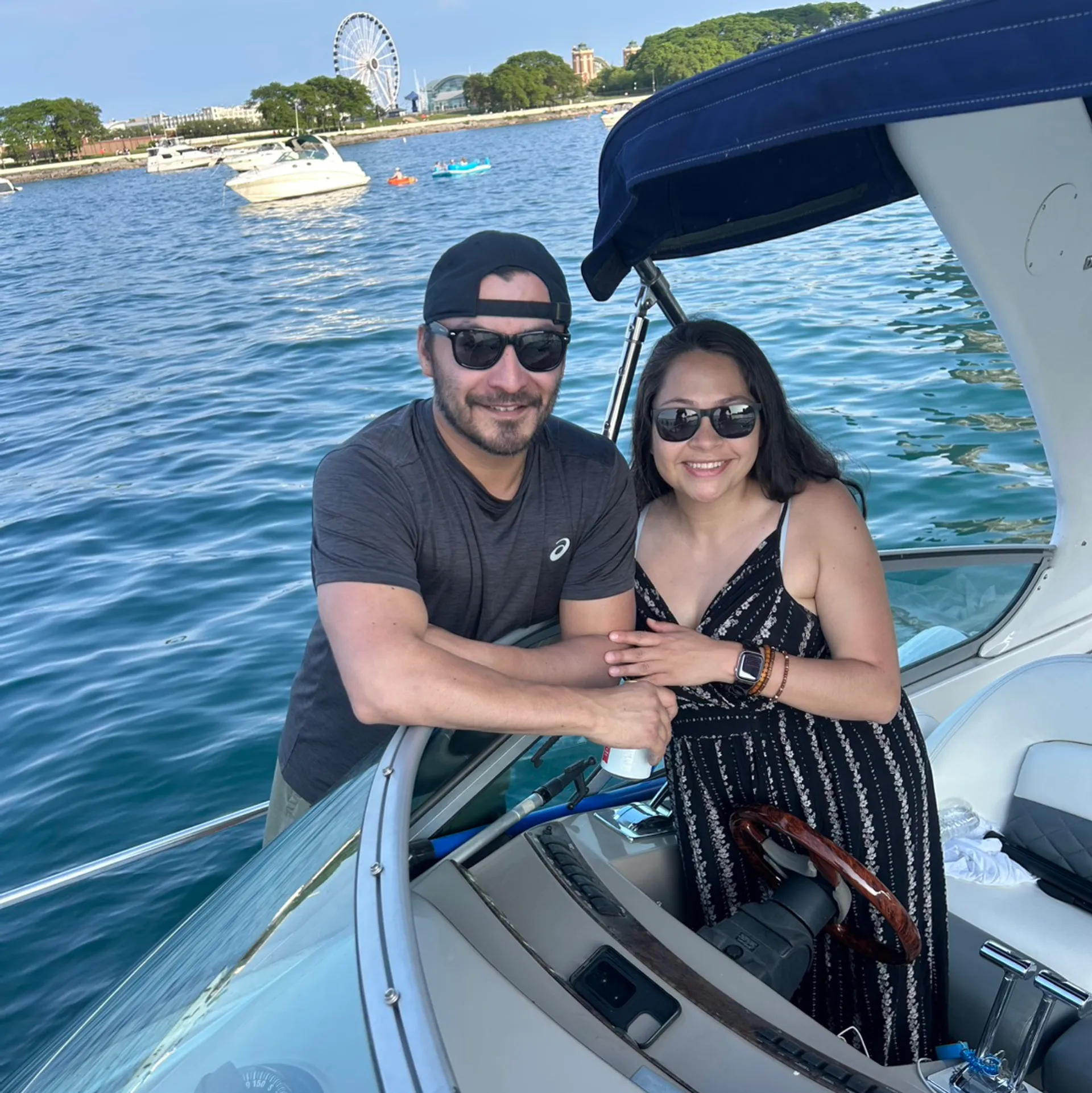41' Luxury Yacht Charter in Chicago | Playpen &amp; Skyline Cruises