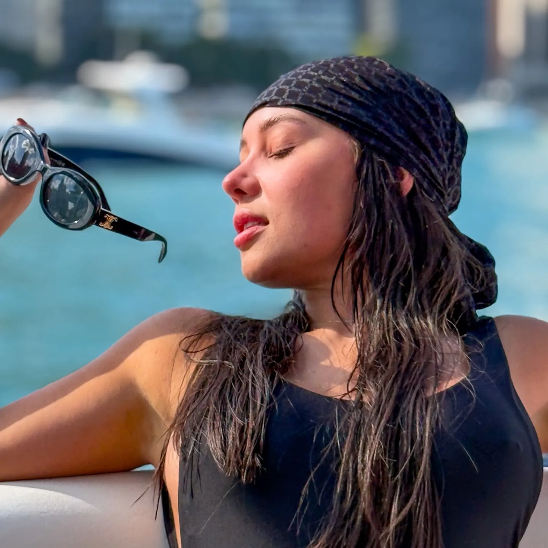 41' Luxury Yacht Charter in Chicago | Playpen &amp; Skyline Cruises
