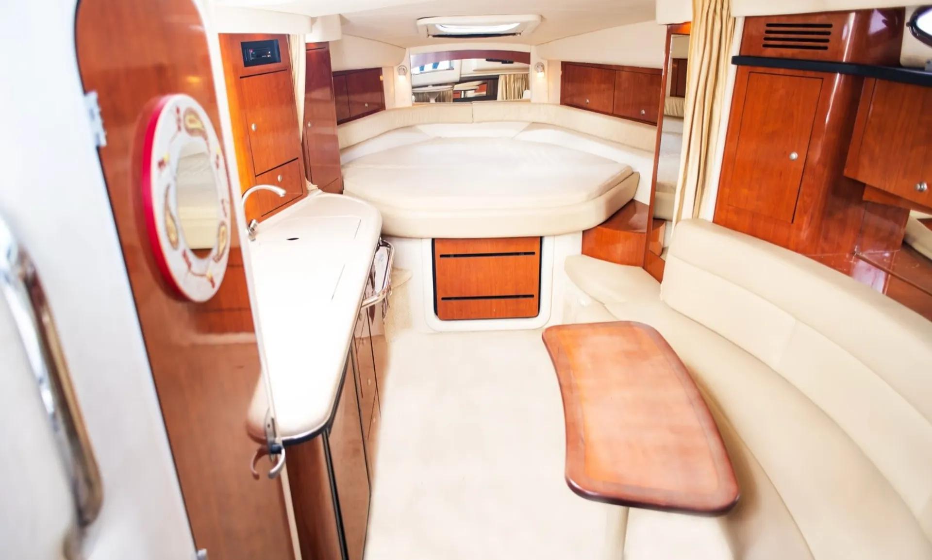 Sea Ray Boats SUNDANCER 340 in Miami, FL — photo 5