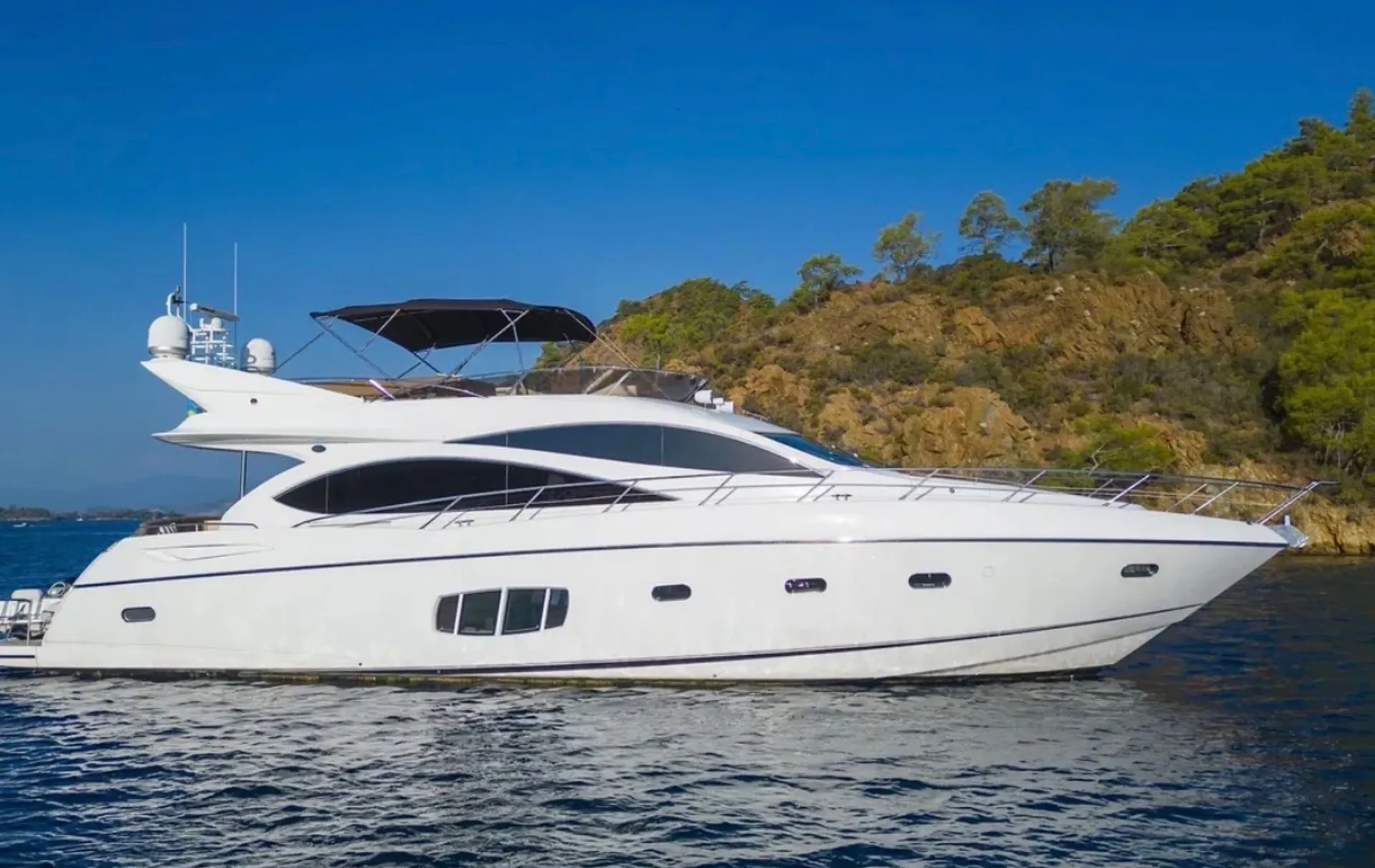 Sunseeker Manhhattan 80 in Miami, FL — photo 3