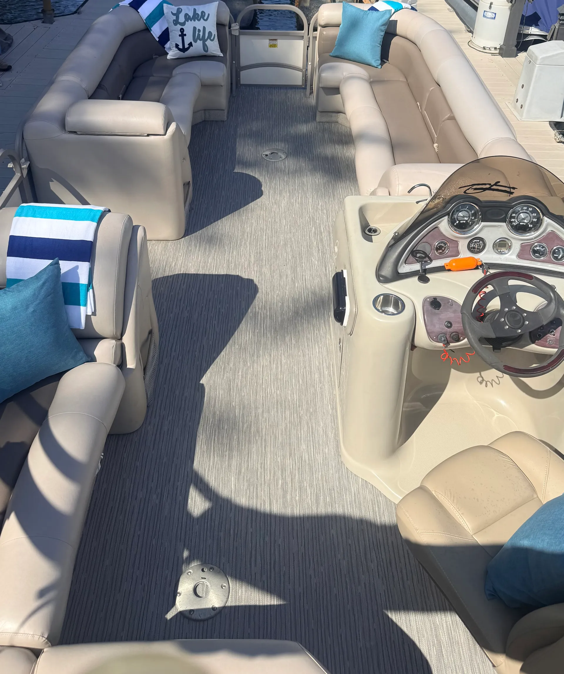 STARCRAFT MARINE MAJESTIC 236 RE CR in Mooresville, NC — photo 2