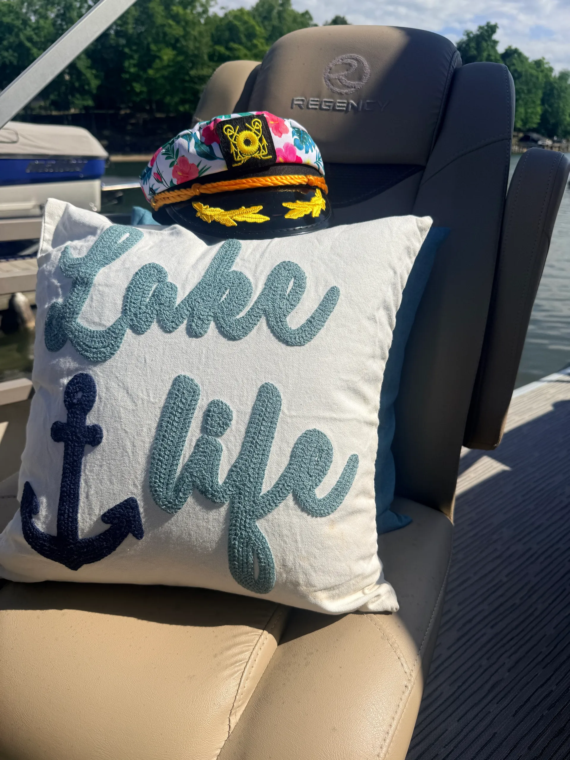 STARCRAFT MARINE MAJESTIC 236 RE CR in Mooresville, NC — photo 5