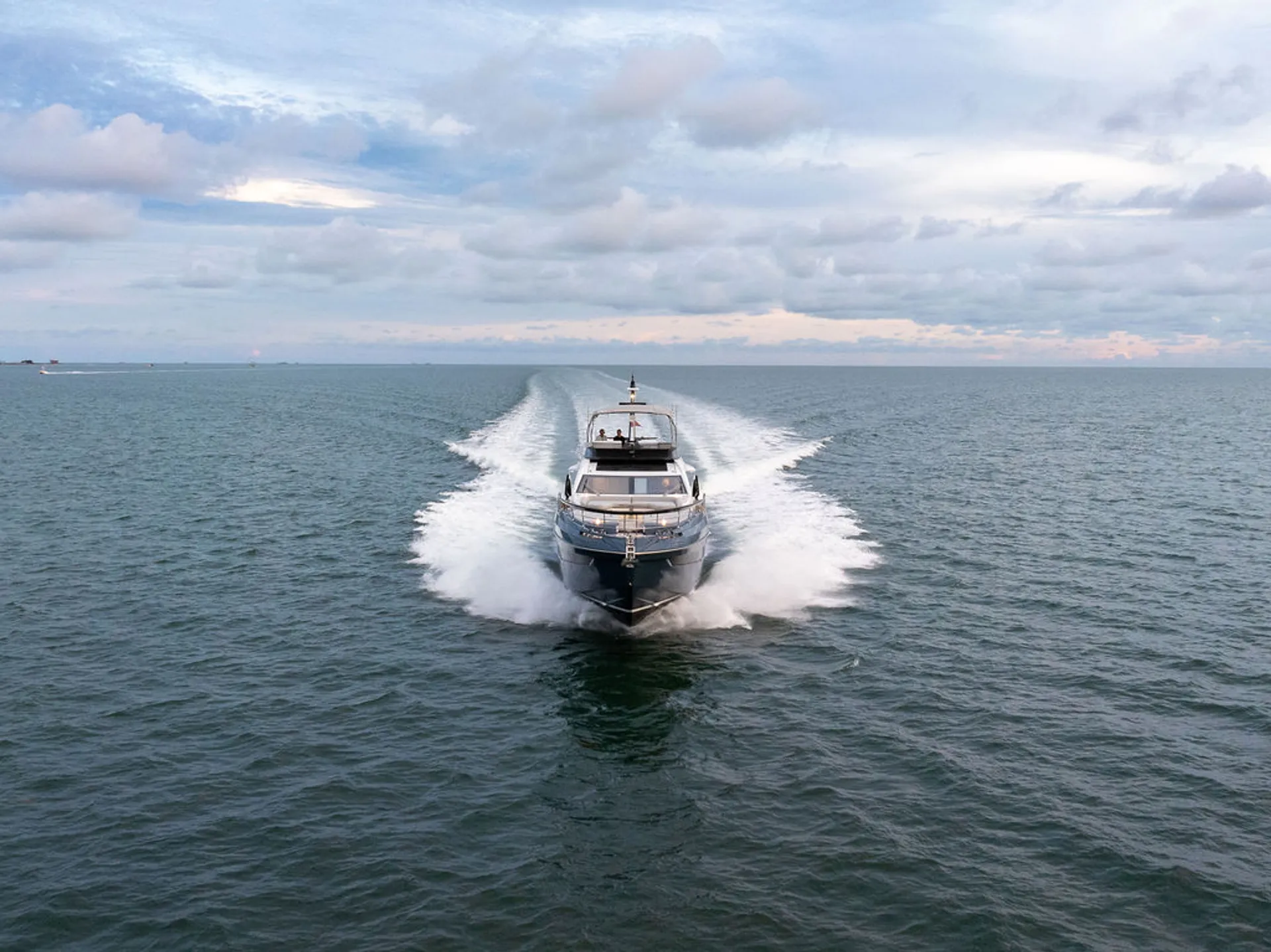 Azimut S8 in Miami, FL — photo 3