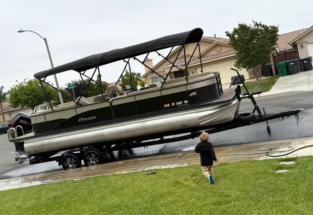 Rent a MANITOU PONTOON pontoon in Lake Havasu City, AZ near me