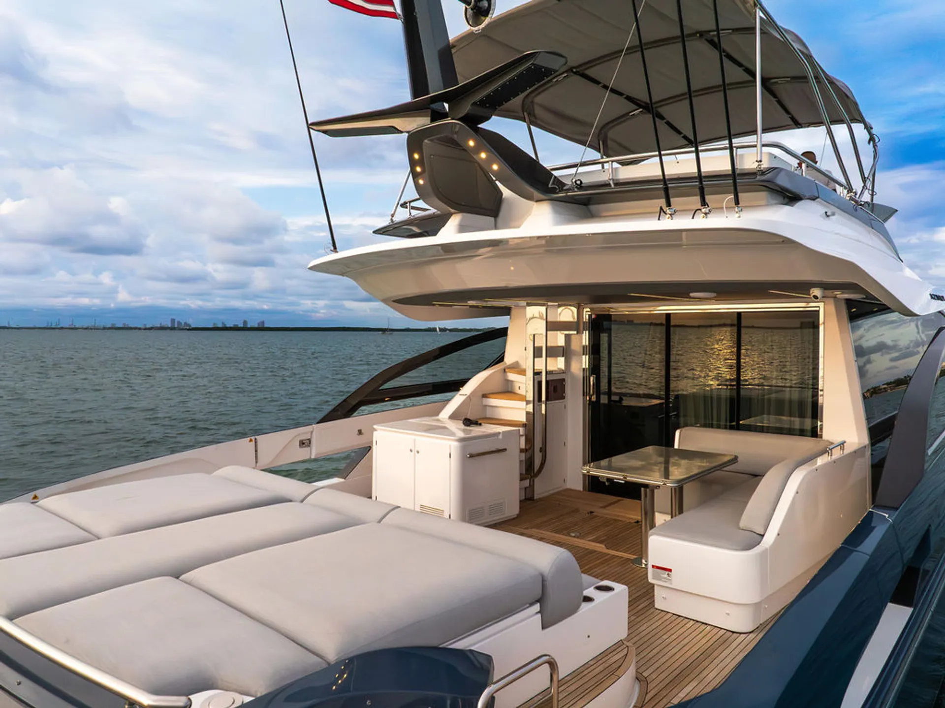 Azimut S8 in Miami, FL — photo 6
