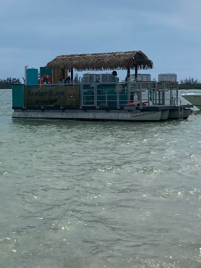 Rent a RCV commercial in Sarasota, FL near me