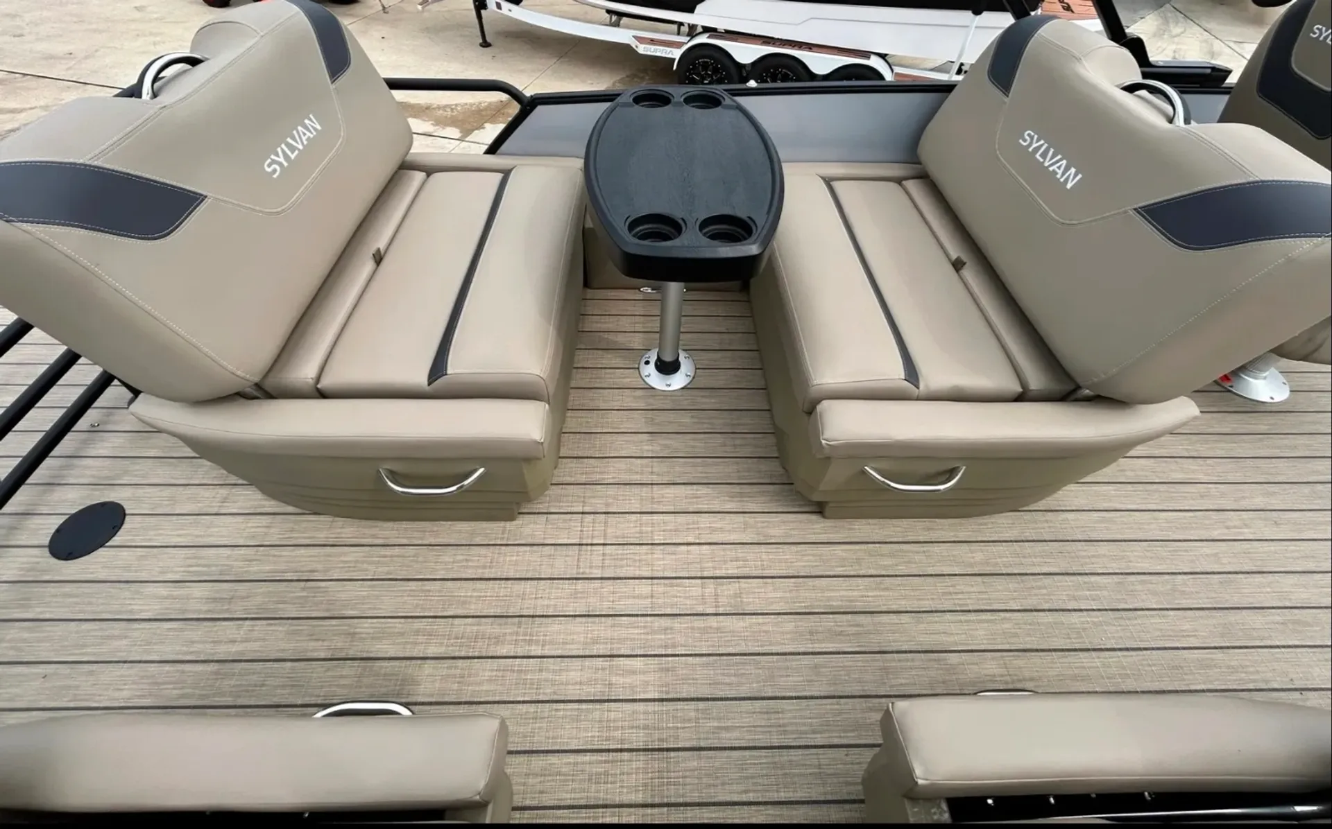 SYLVAN MARINE L-3 RLZ TRITOON in Montgomery, TX — photo 3