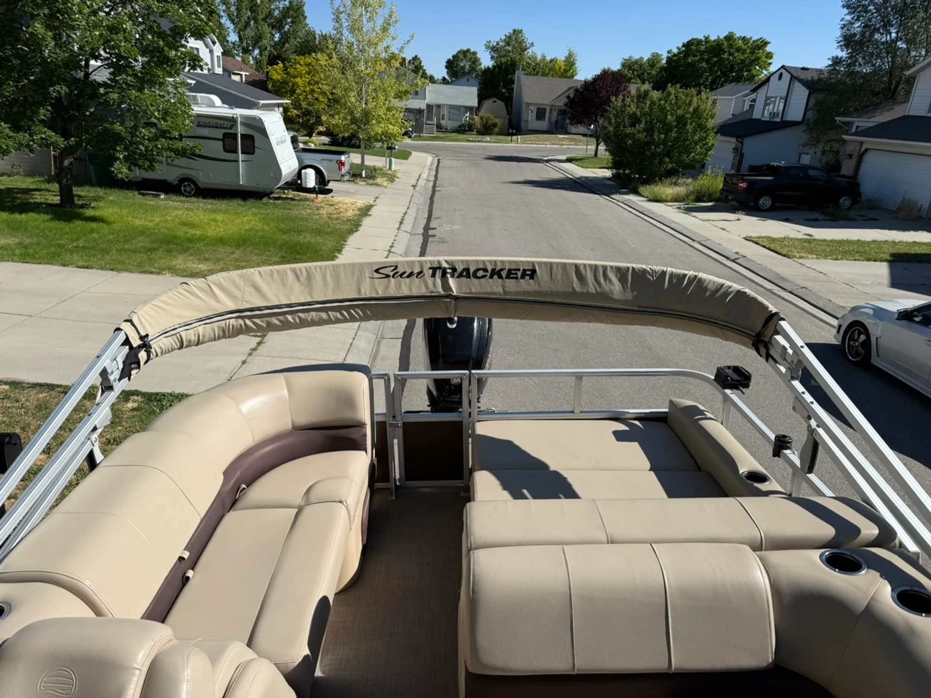 SUN TRACKER FISHIN' BARGE 22 DLX in West Jordan, UT — photo 6