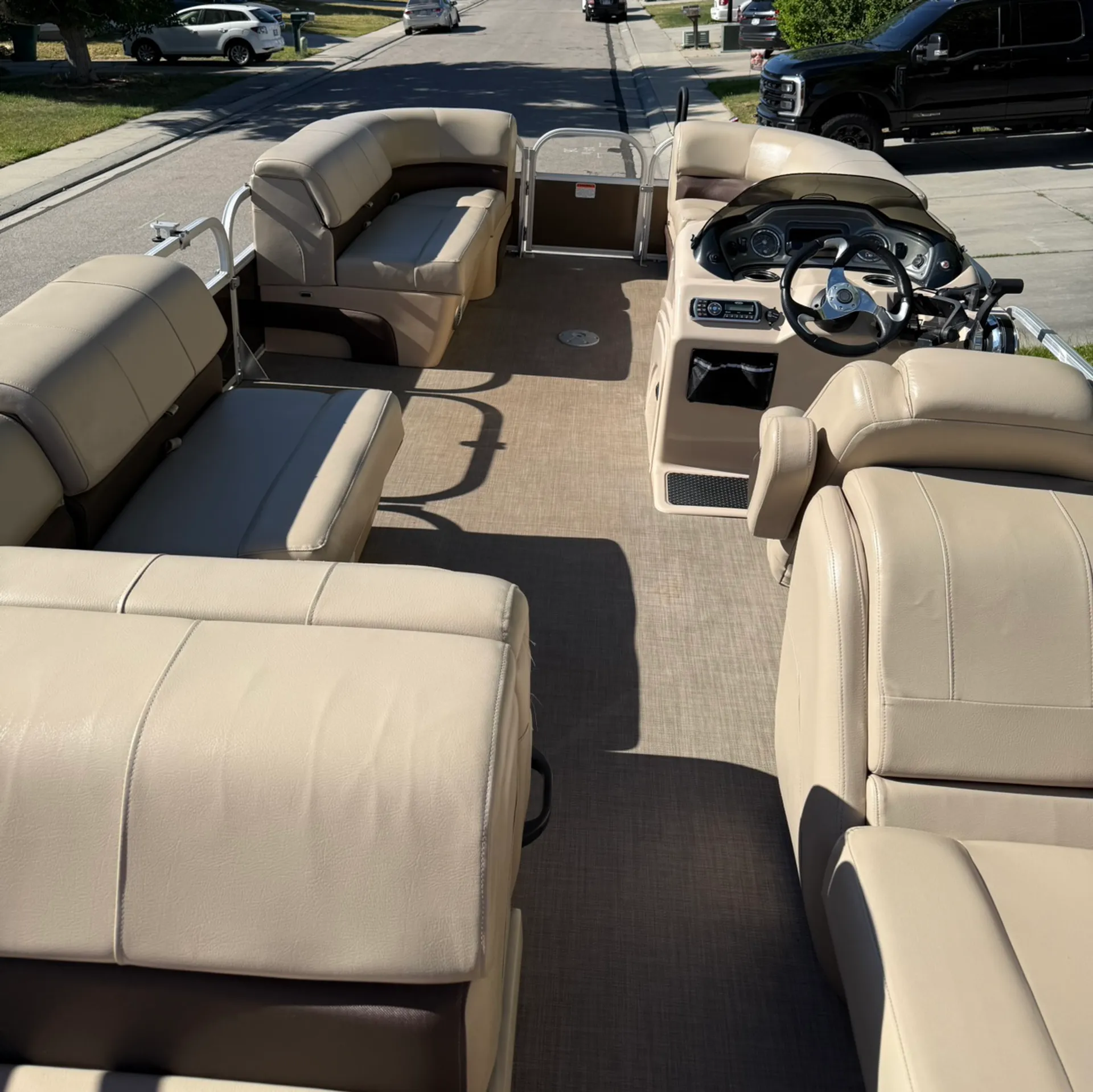 SUN TRACKER FISHIN' BARGE 22 DLX in West Jordan, UT — photo 7