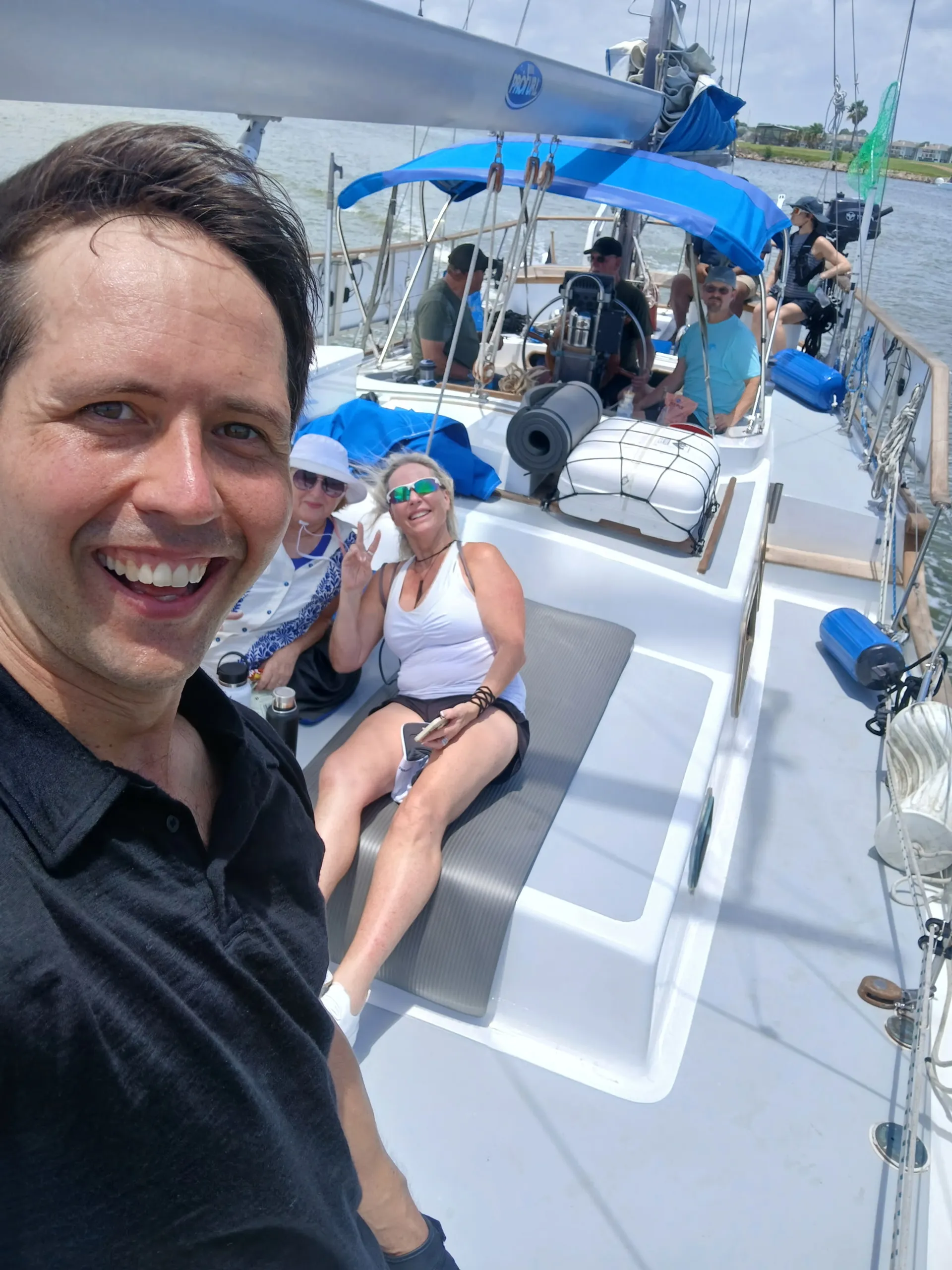 BLUEWATER YACHTS 47 SEDAN CRUISER in Kemah, TX — photo 5