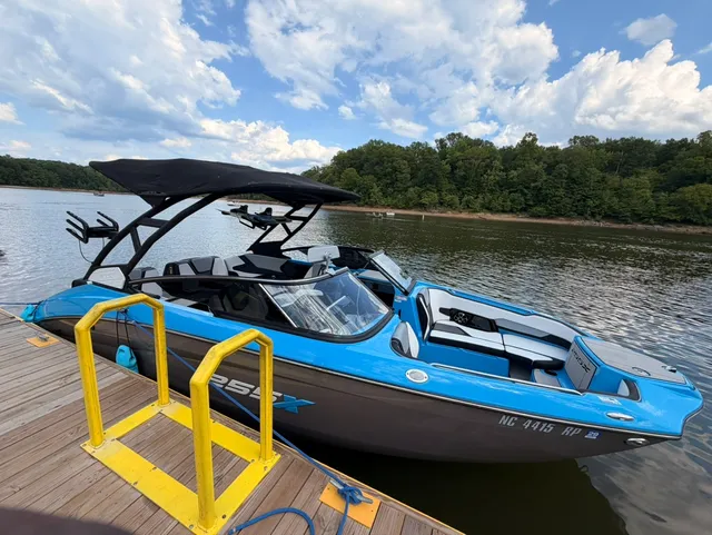 Rent a Yamaha jet boat in Raleigh, NC near me