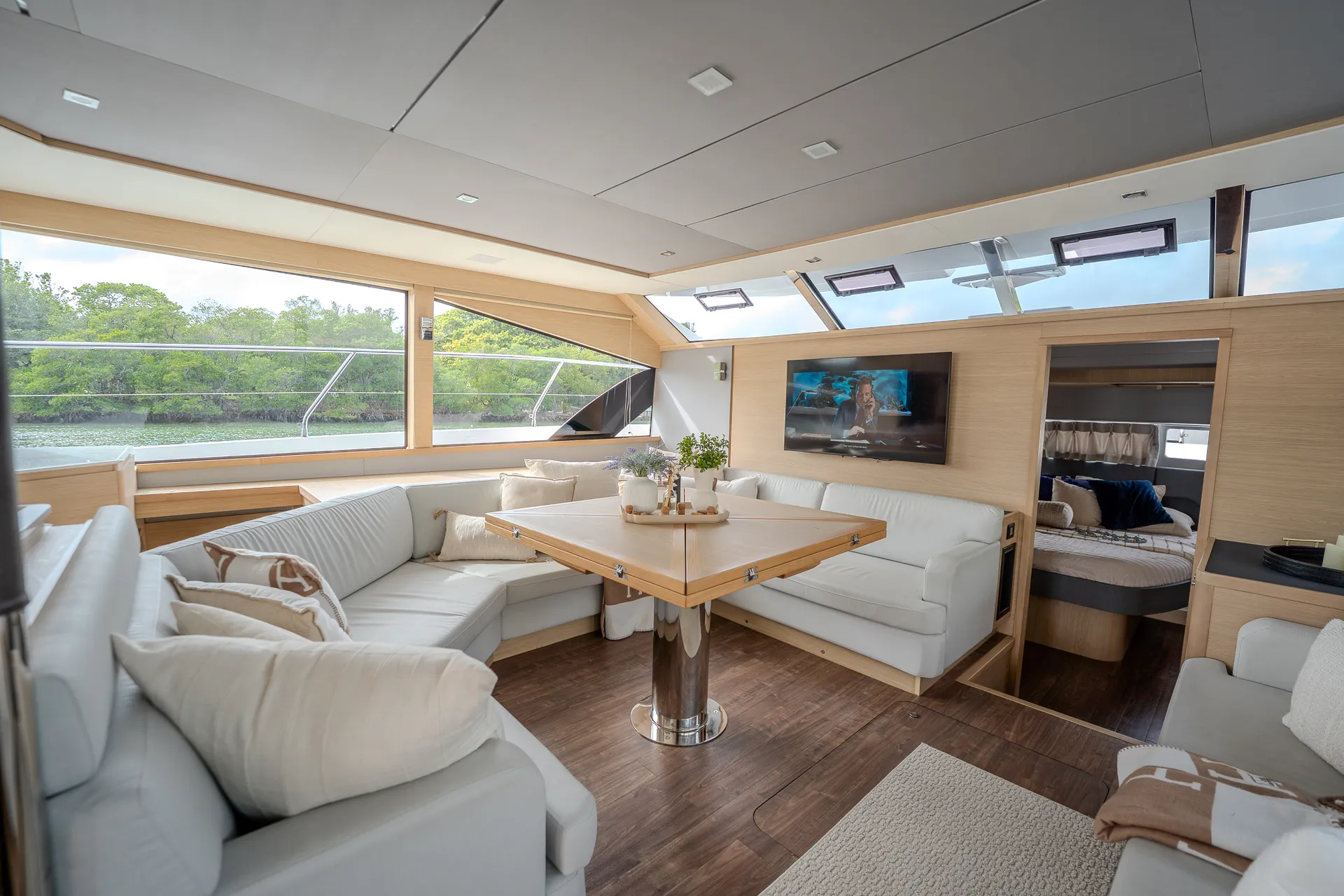 AQUILA POWER CATAMARANS 54 YACHT in Miami Beach, FL — photo 4