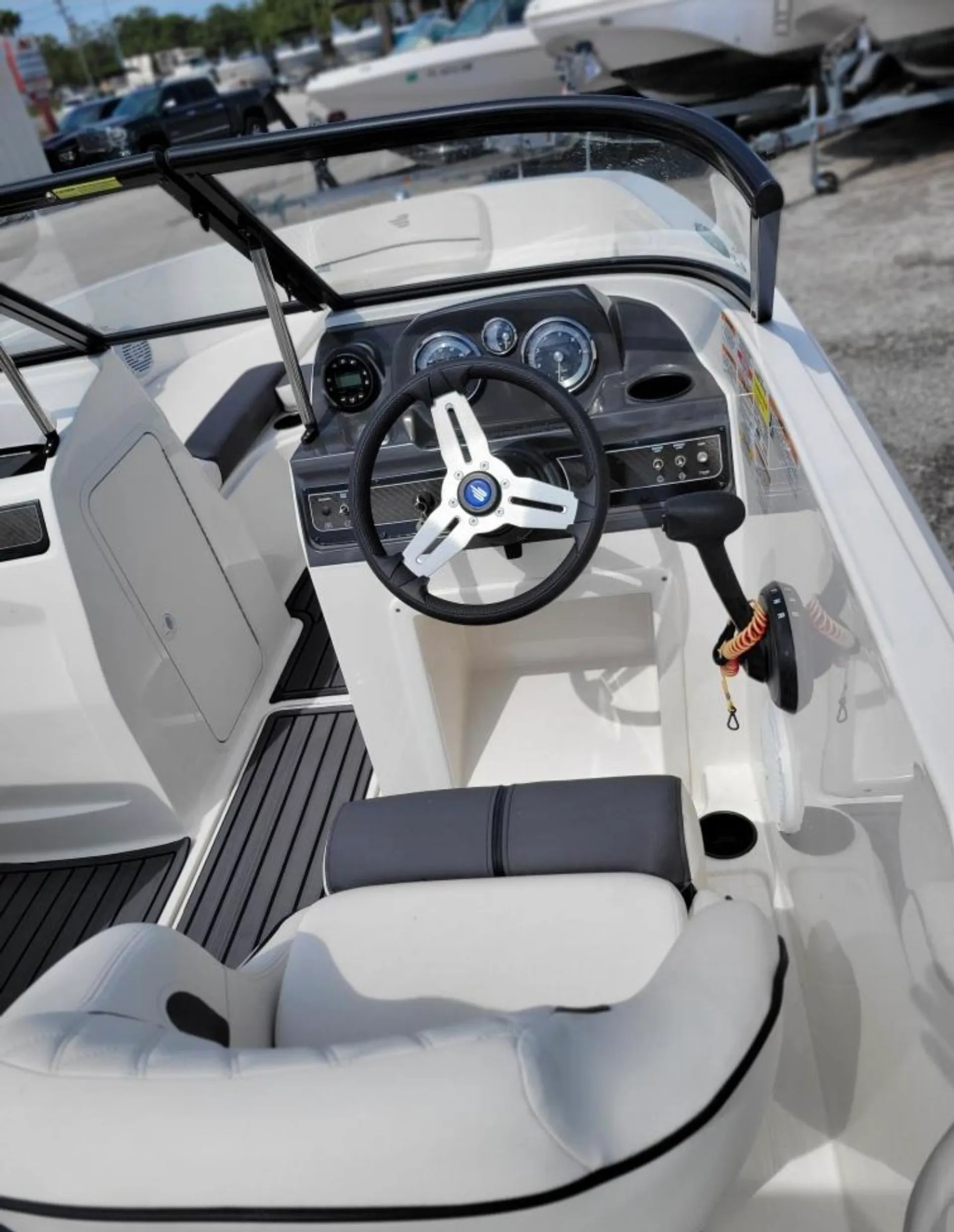 BAYLINER VR4 BOWRIDER OB in Orlando, FL — photo 6