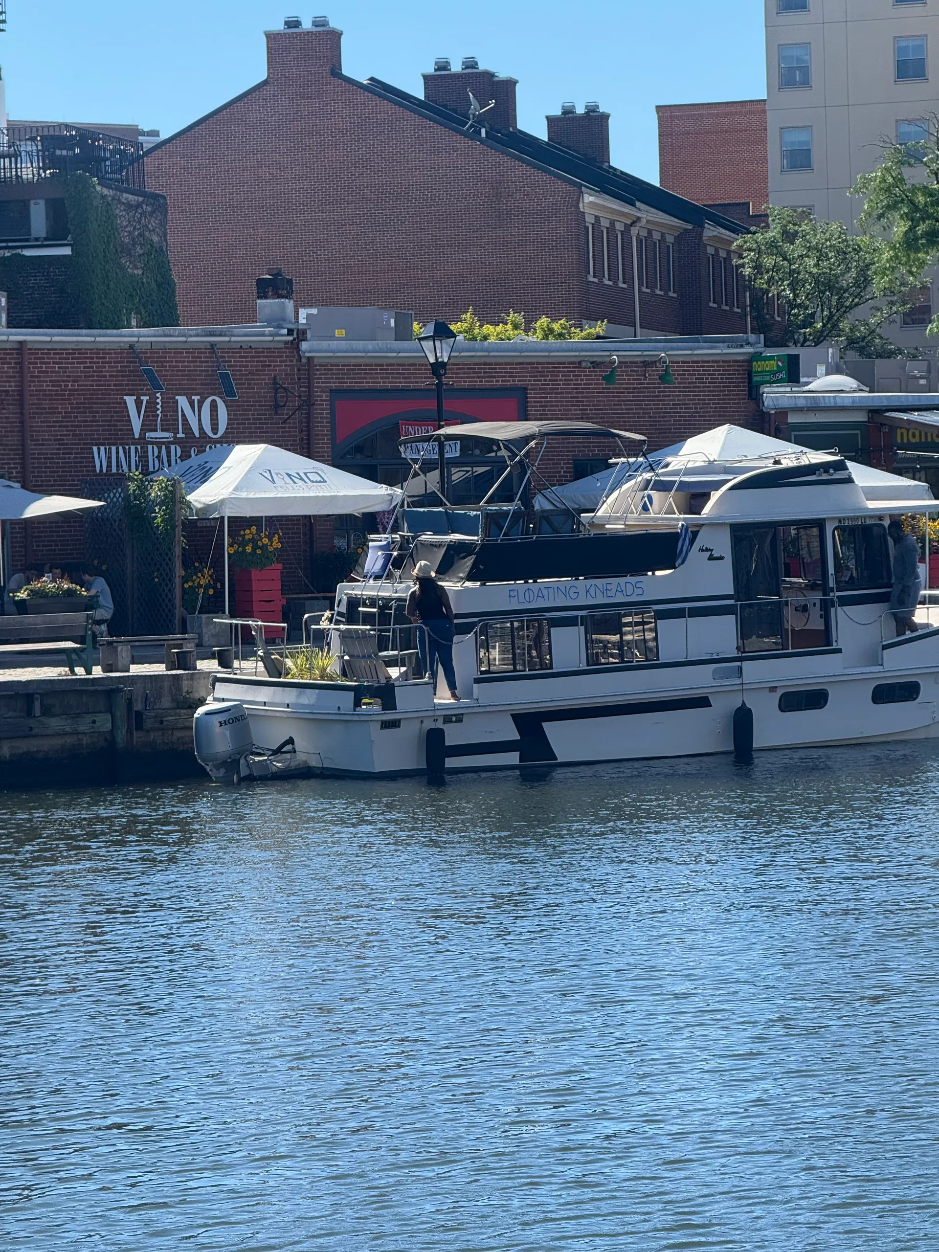 HOLIDAY MANSION BY TANKERS COASTAL BARRACUDA in Baltimore, MD — photo 5