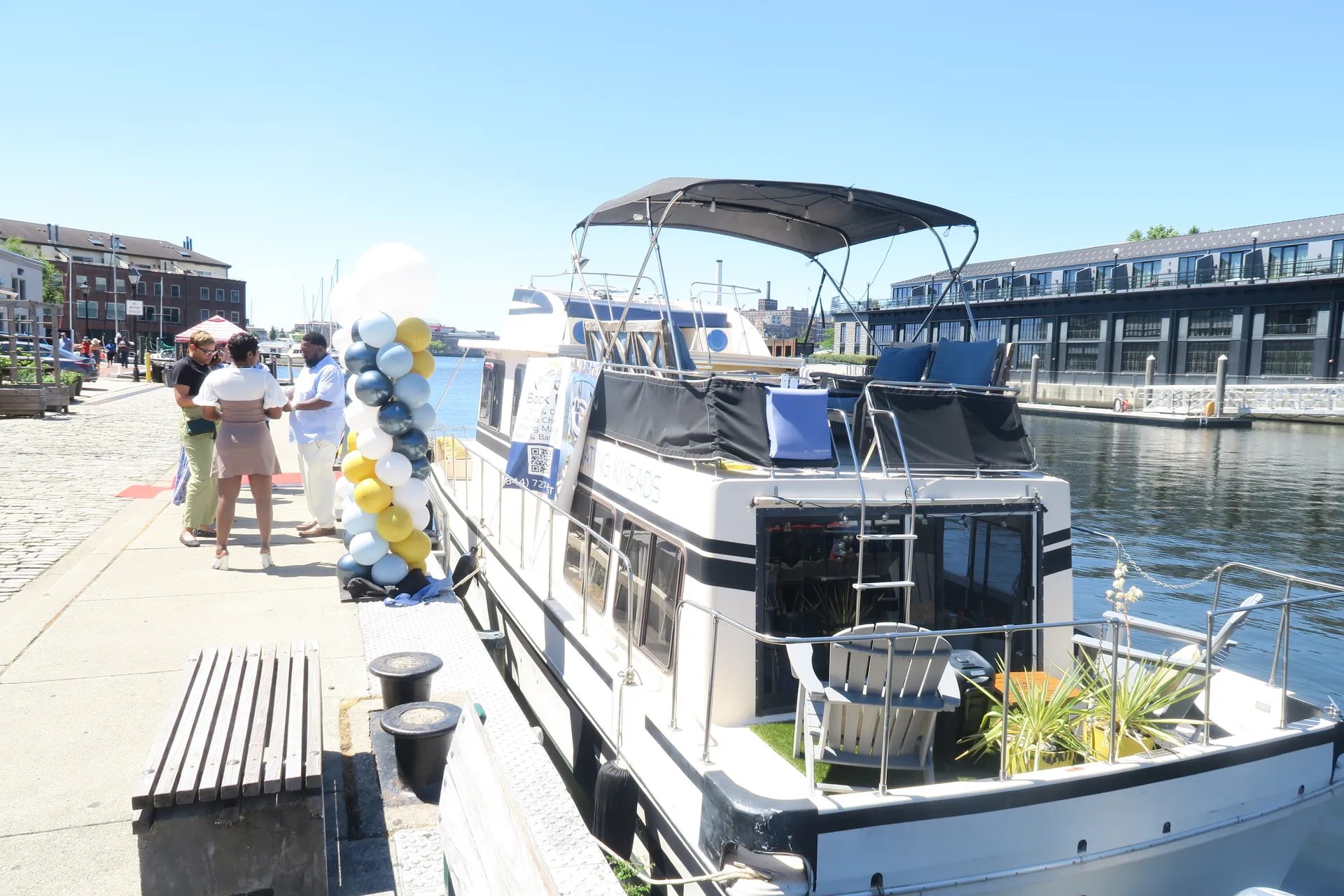HOLIDAY MANSION BY TANKERS COASTAL BARRACUDA in Baltimore, MD — photo 4