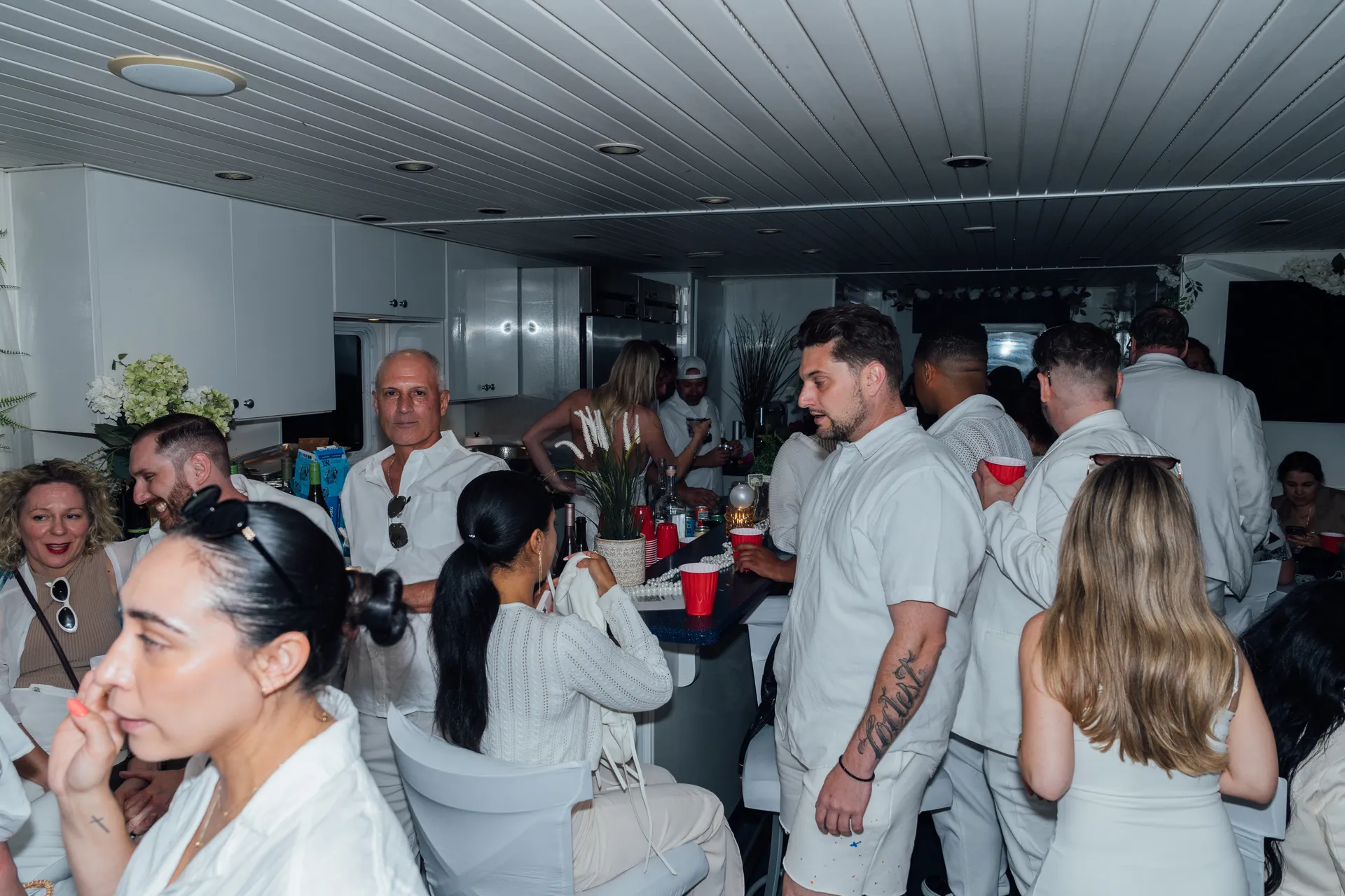 Chicago exclusive floating lounge 