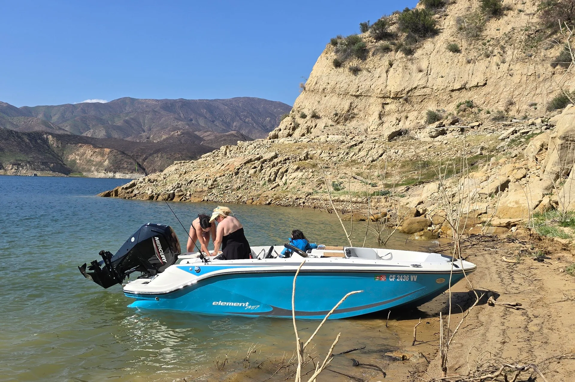BAYLINER ELEMENT M17 in Irwindale, CA — photo 9