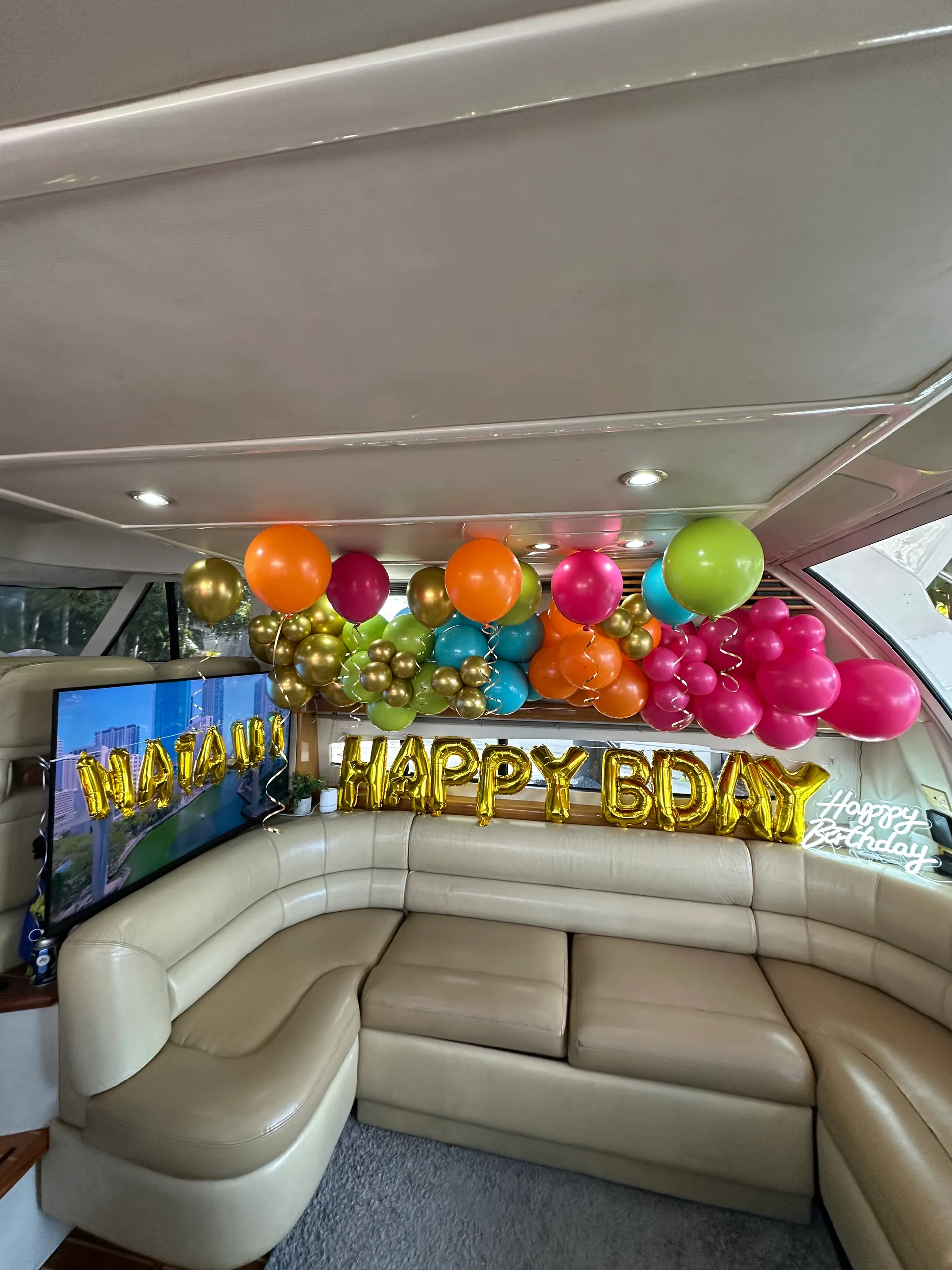  *** Miami 50ft flybridge Yacht . ***