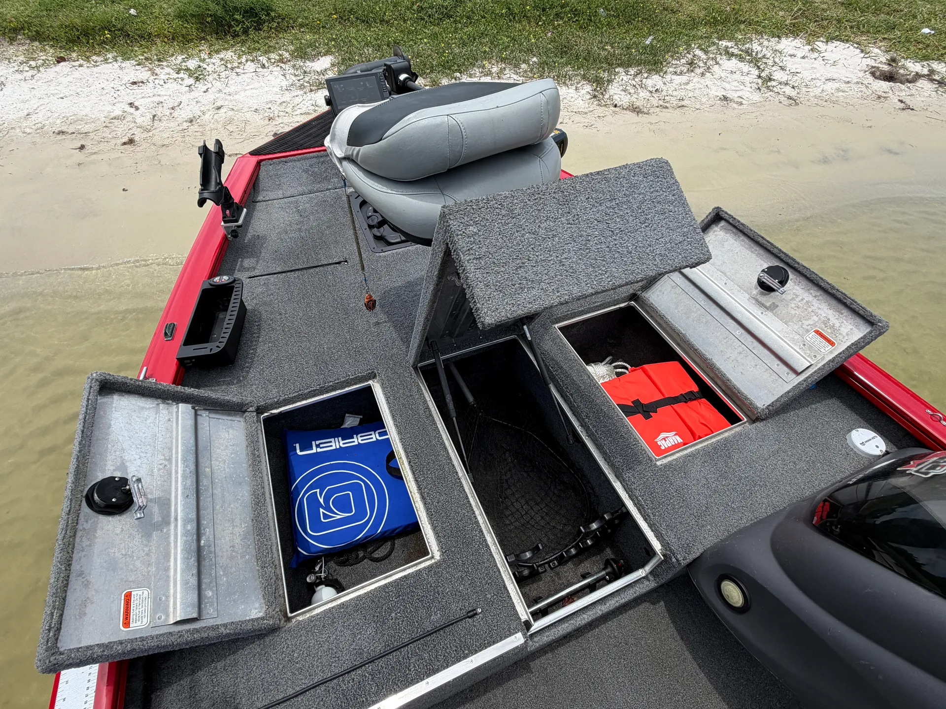 Family &amp; Fishing Fun- 2018 Tracker Pro Team 175 TXW