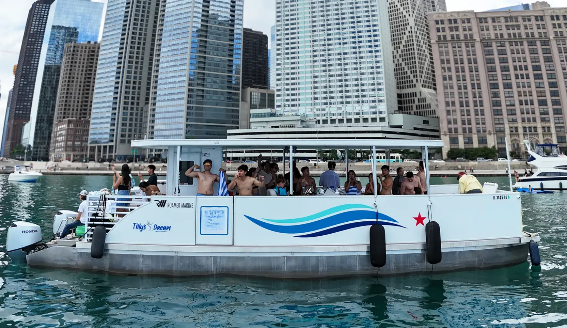 Pontoon Roamer in Chicago, IL — photo 2